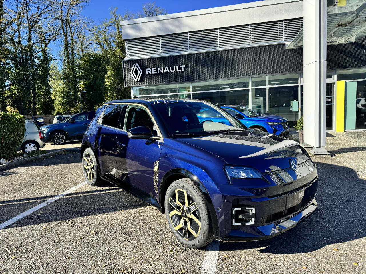 Car photo