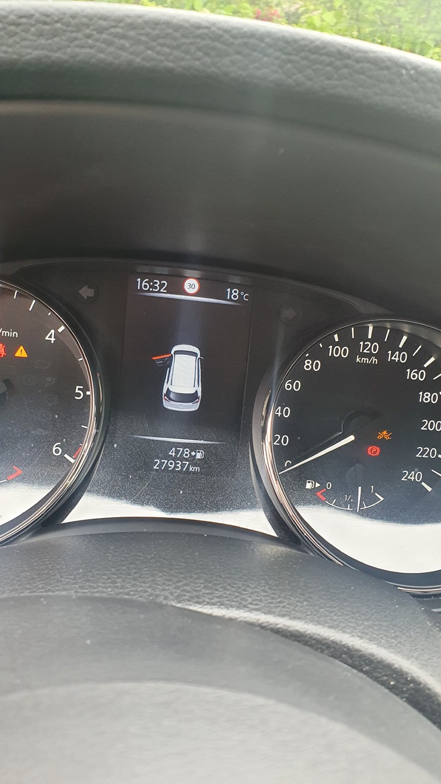 NISSAN X-Trail 1.7 dCi tekna ALL-MODE 4x4-image-11