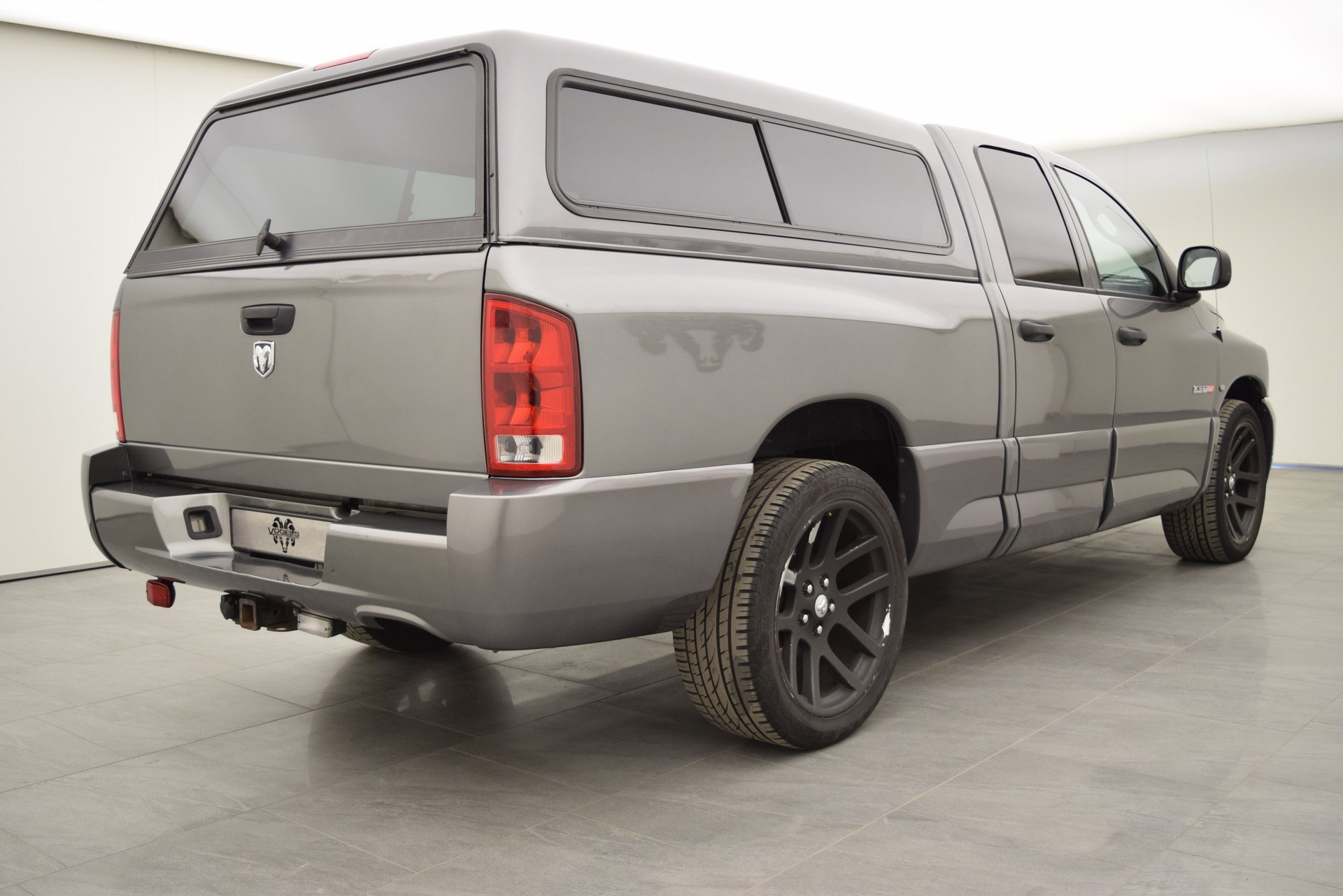DODGE Ram 1500 SRT-10 Quad cab-image-4