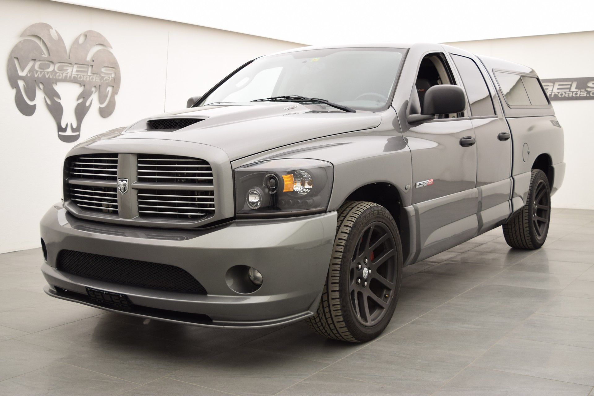 DODGE Ram 1500 SRT-10 Quad cab-image-1