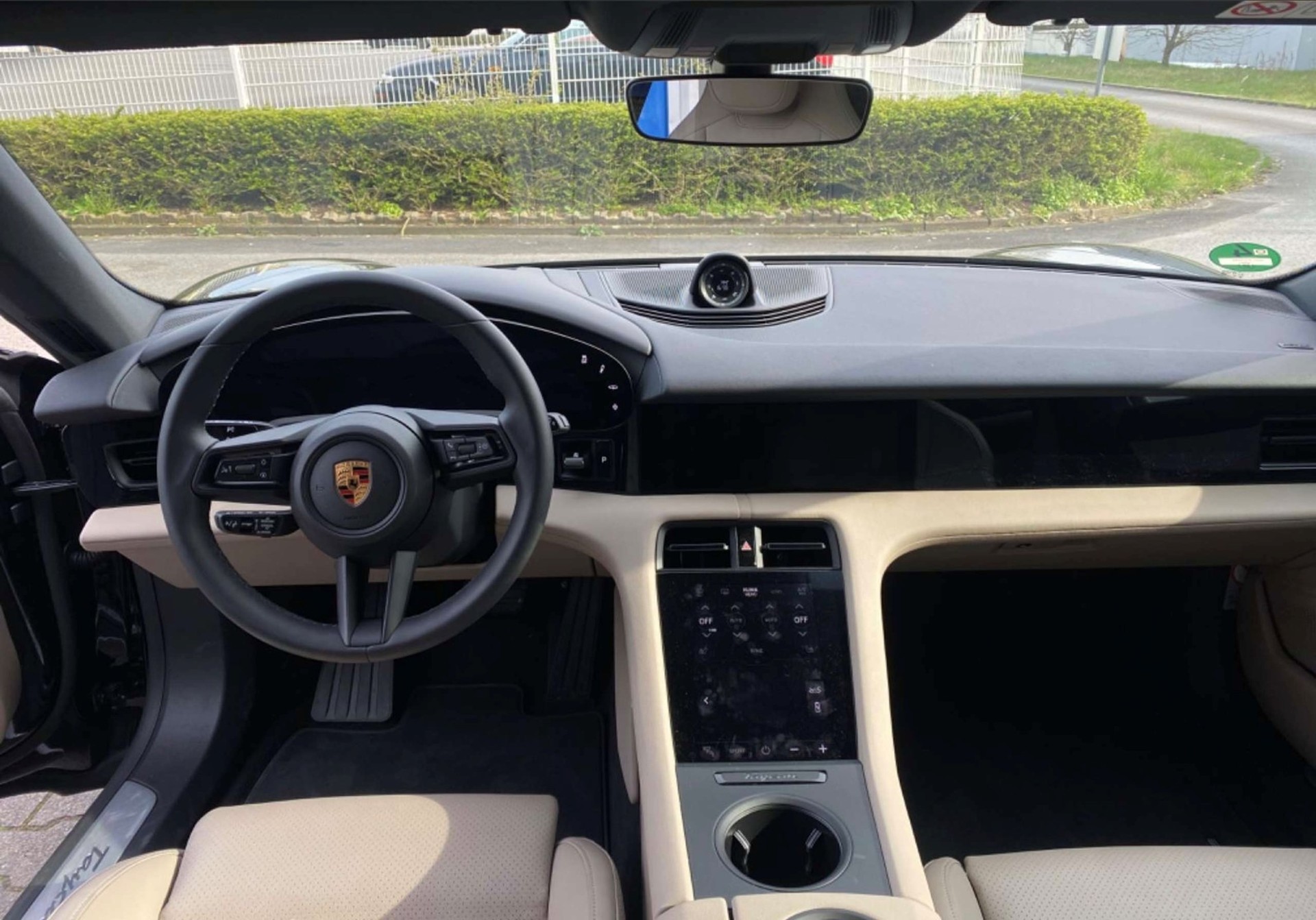 PORSCHE Taycan 4S Cross Turismo - NEU Gen2 batteie-image-2