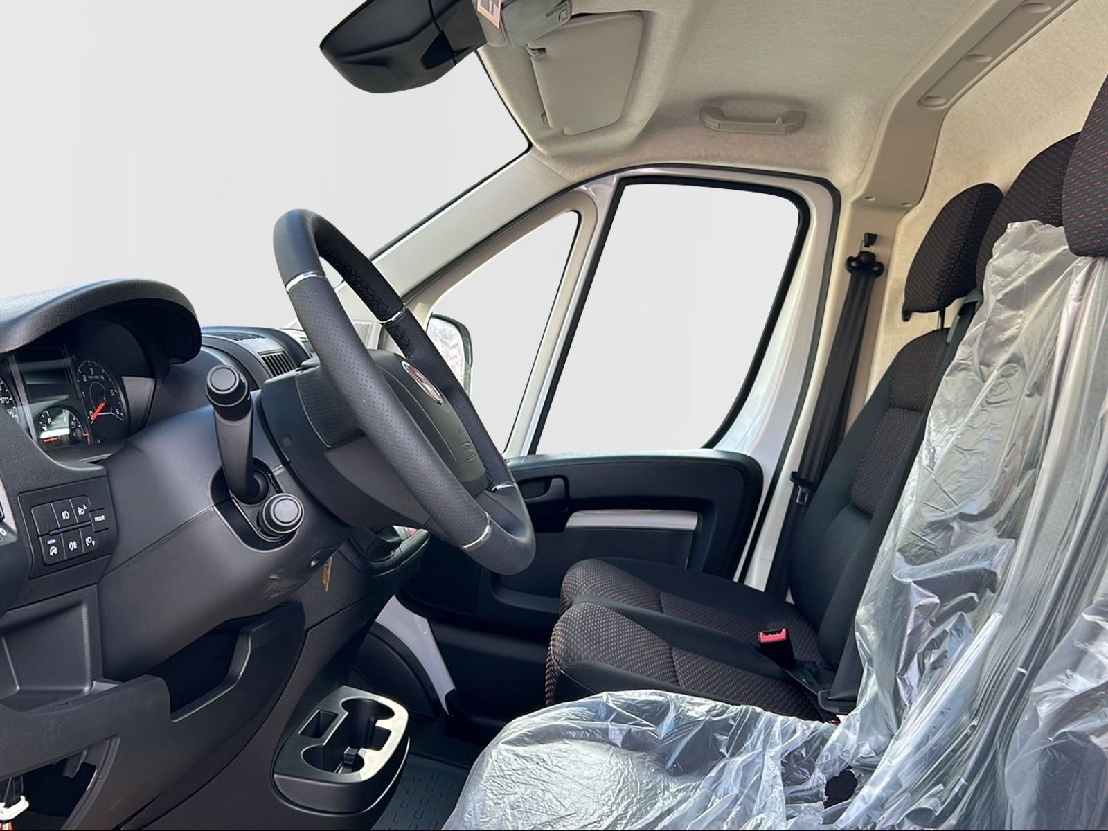 FIAT Ducato 35 L2H2 Swiss Edition-image-12