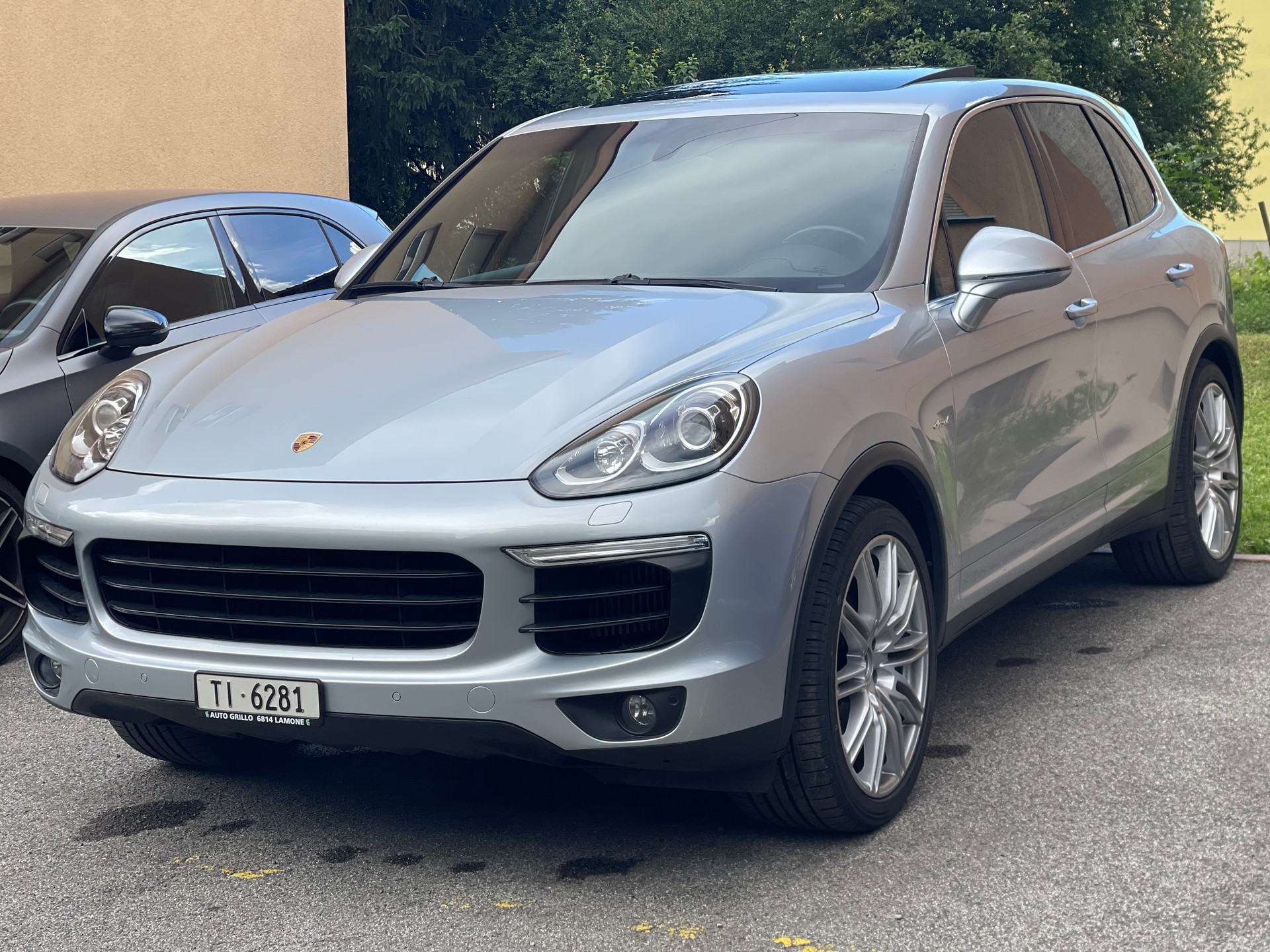 PORSCHE Cayenne Diesel-image-1