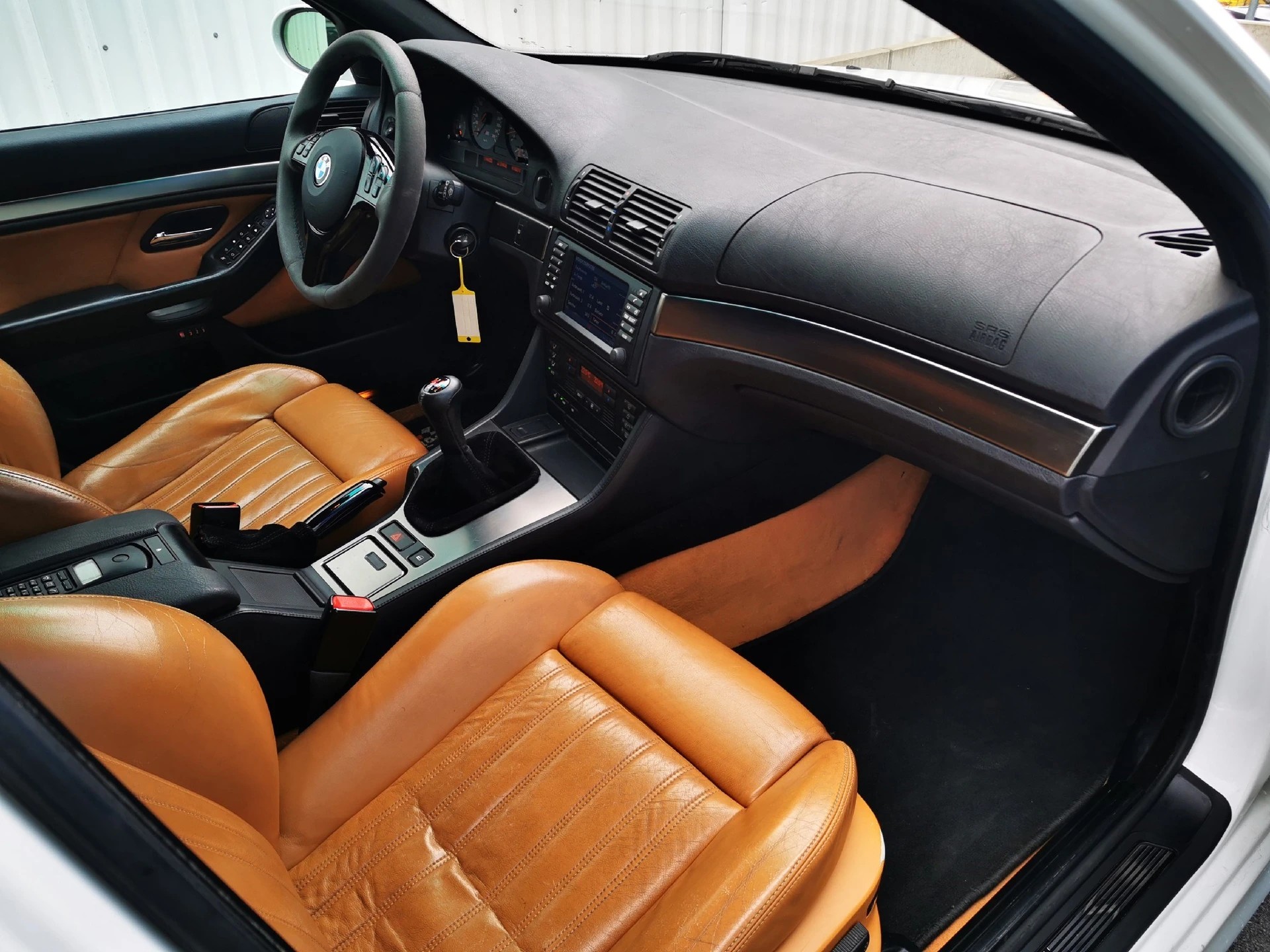 BMW M5-image-21