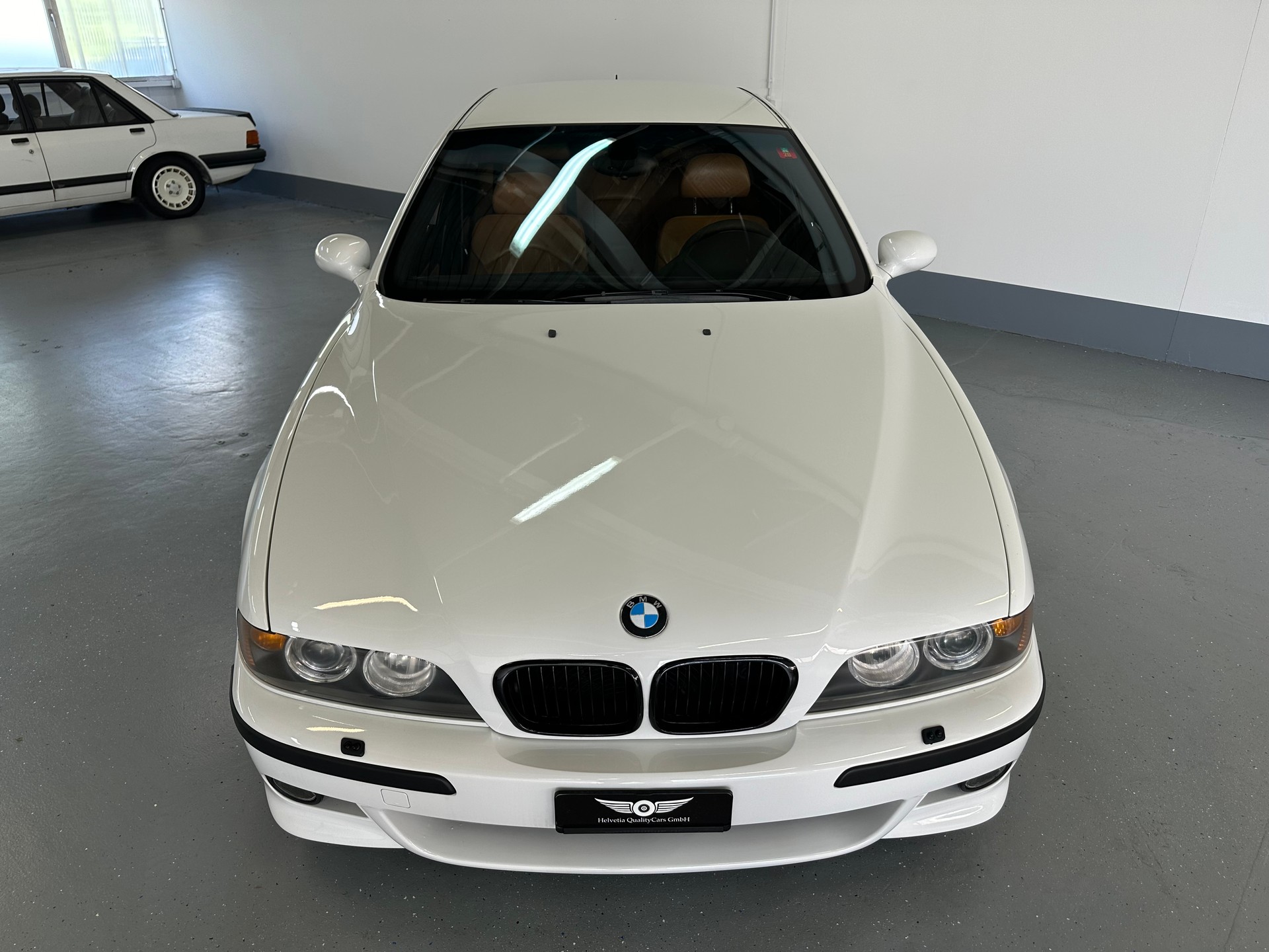BMW M5-image-5
