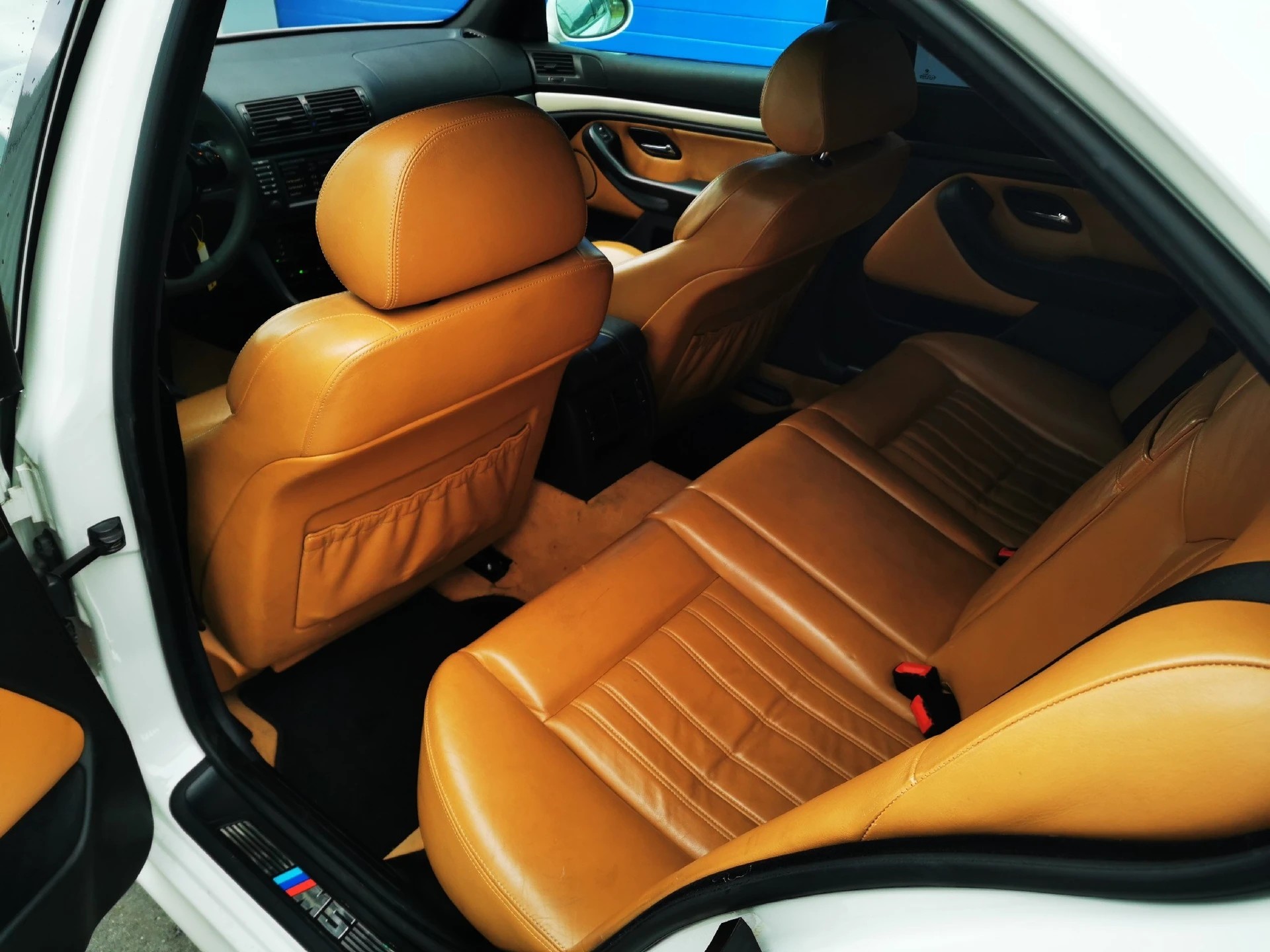 BMW M5-image-23