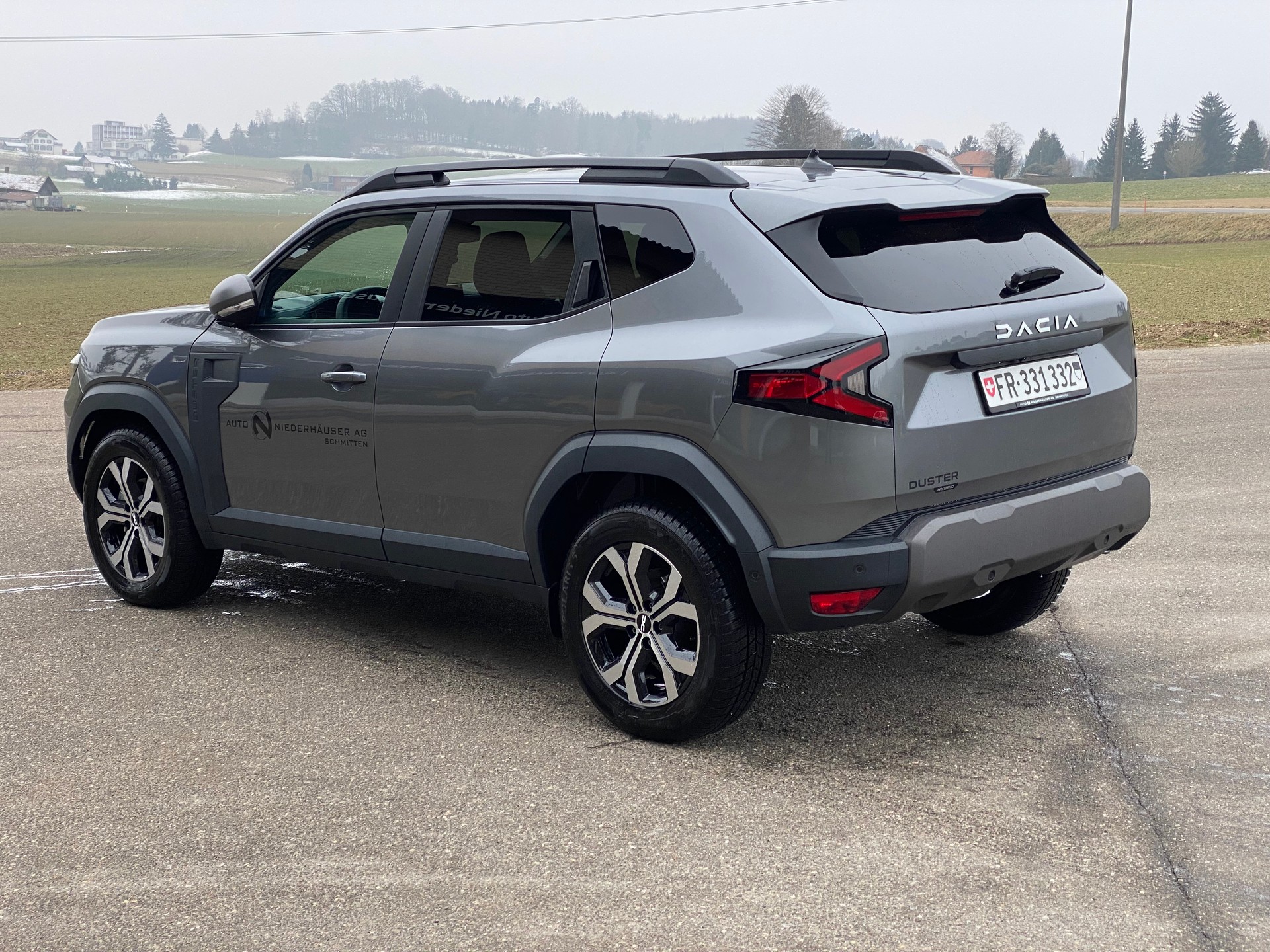 DACIA Duster HEV 140 Journey-image-1