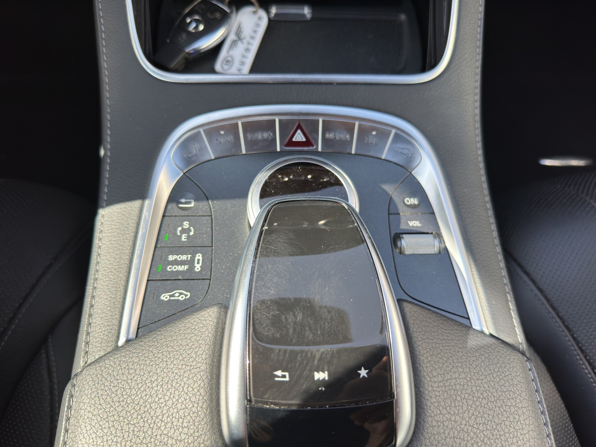 MERCEDES-BENZ S 400 Hybrid 7G-Tronic-image-35