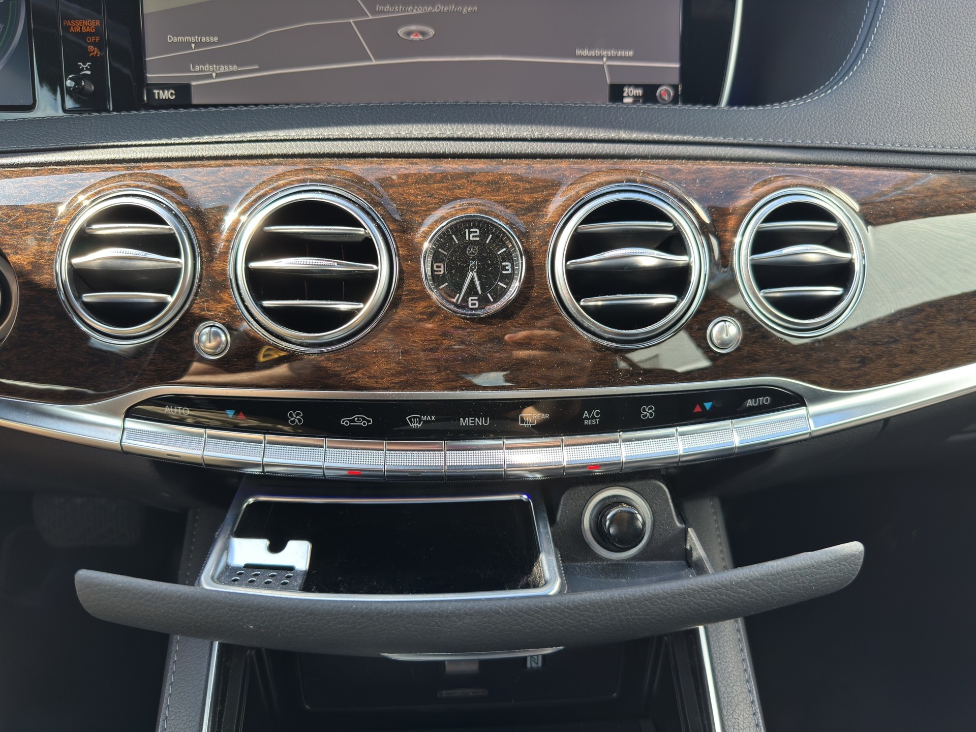 MERCEDES-BENZ S 400 Hybrid 7G-Tronic-image-34