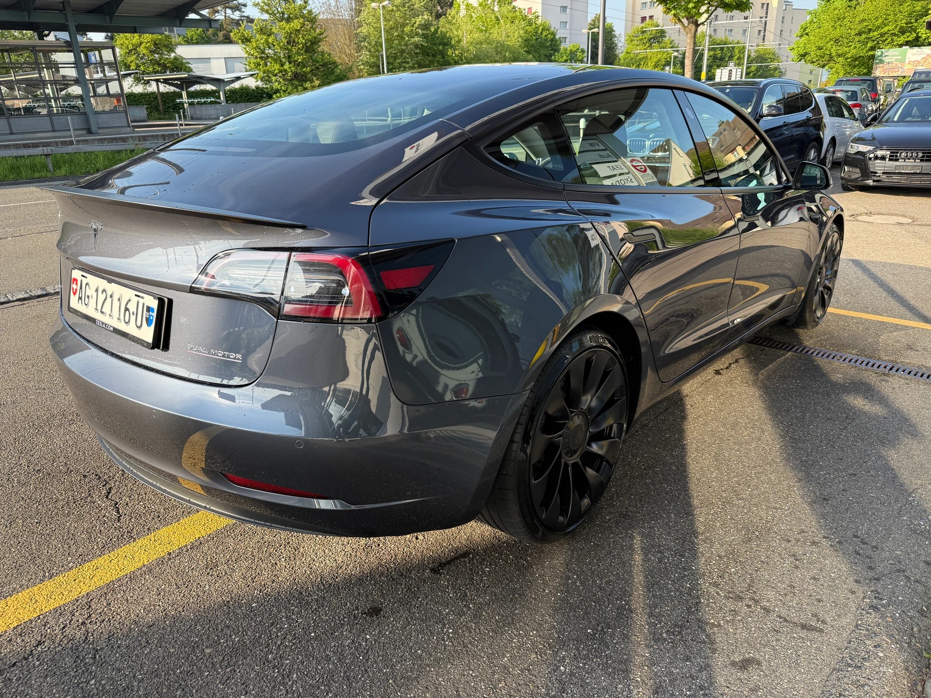 TESLA Facelift Model 3 Performance 514 km (WLTP) Dual Motor AWD Leasingzins 3.98% Leasing ab 297.- monatl.-image-2