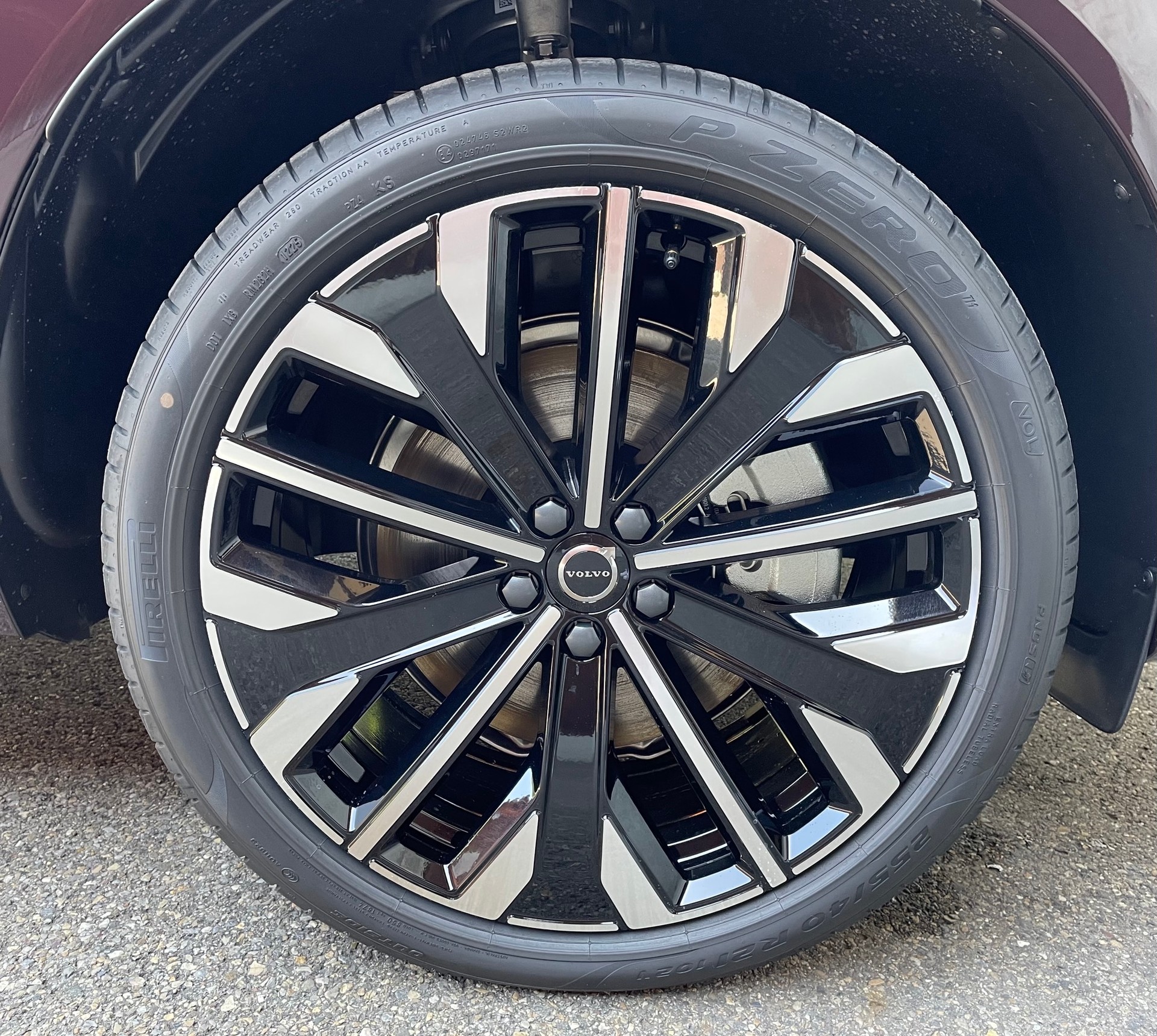 VOLVO XC60 2.0 T6 TE Ultra Dark eAWD-image-10