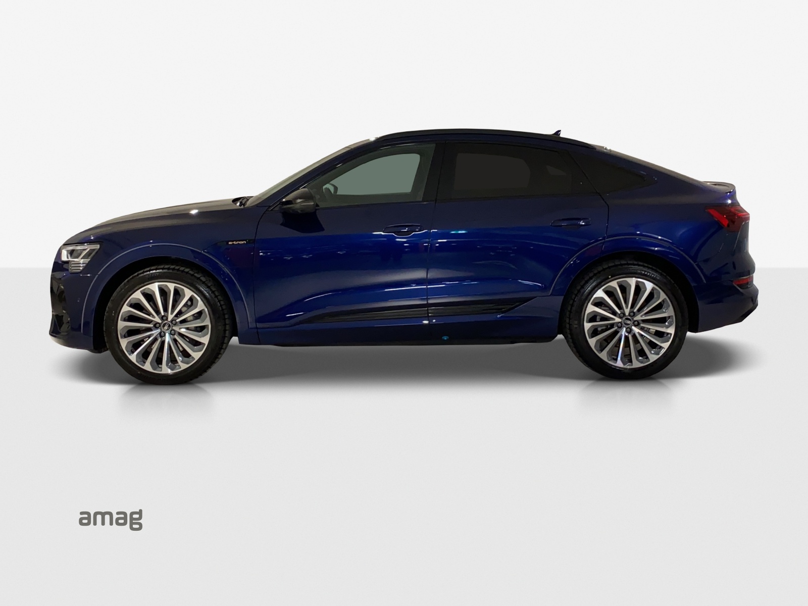 AUDI e-tron 55 Sportback S Line Black Edition quattro-image-1