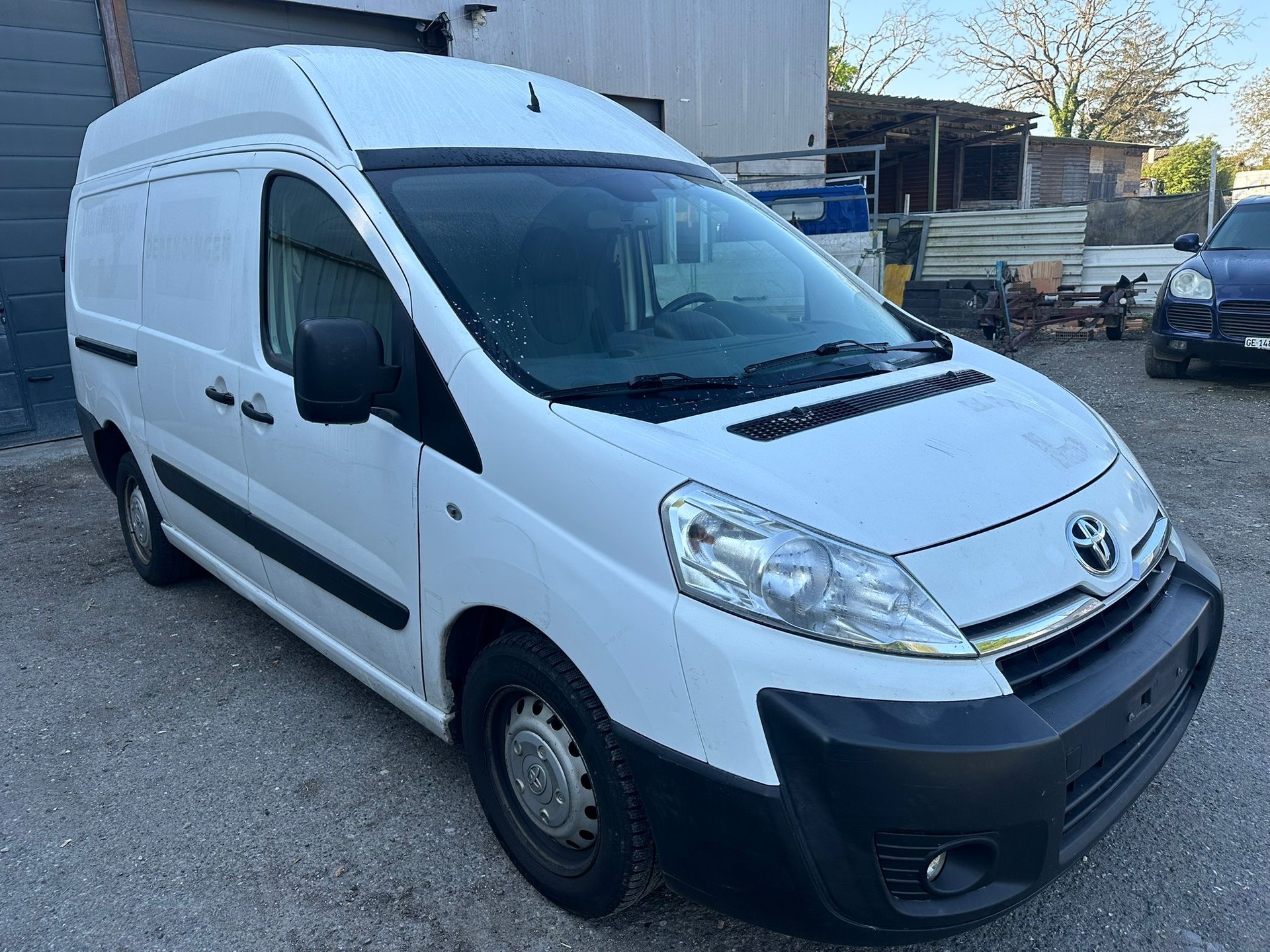 TOYOTA Proace 2.0D Panel Van Terra L2H2-image-1