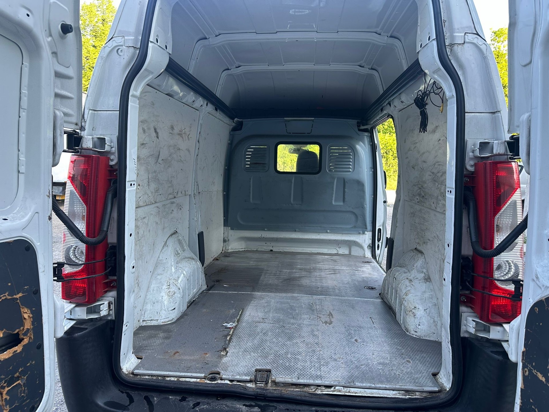 TOYOTA Proace 2.0D Panel Van Terra L2H2-image-6
