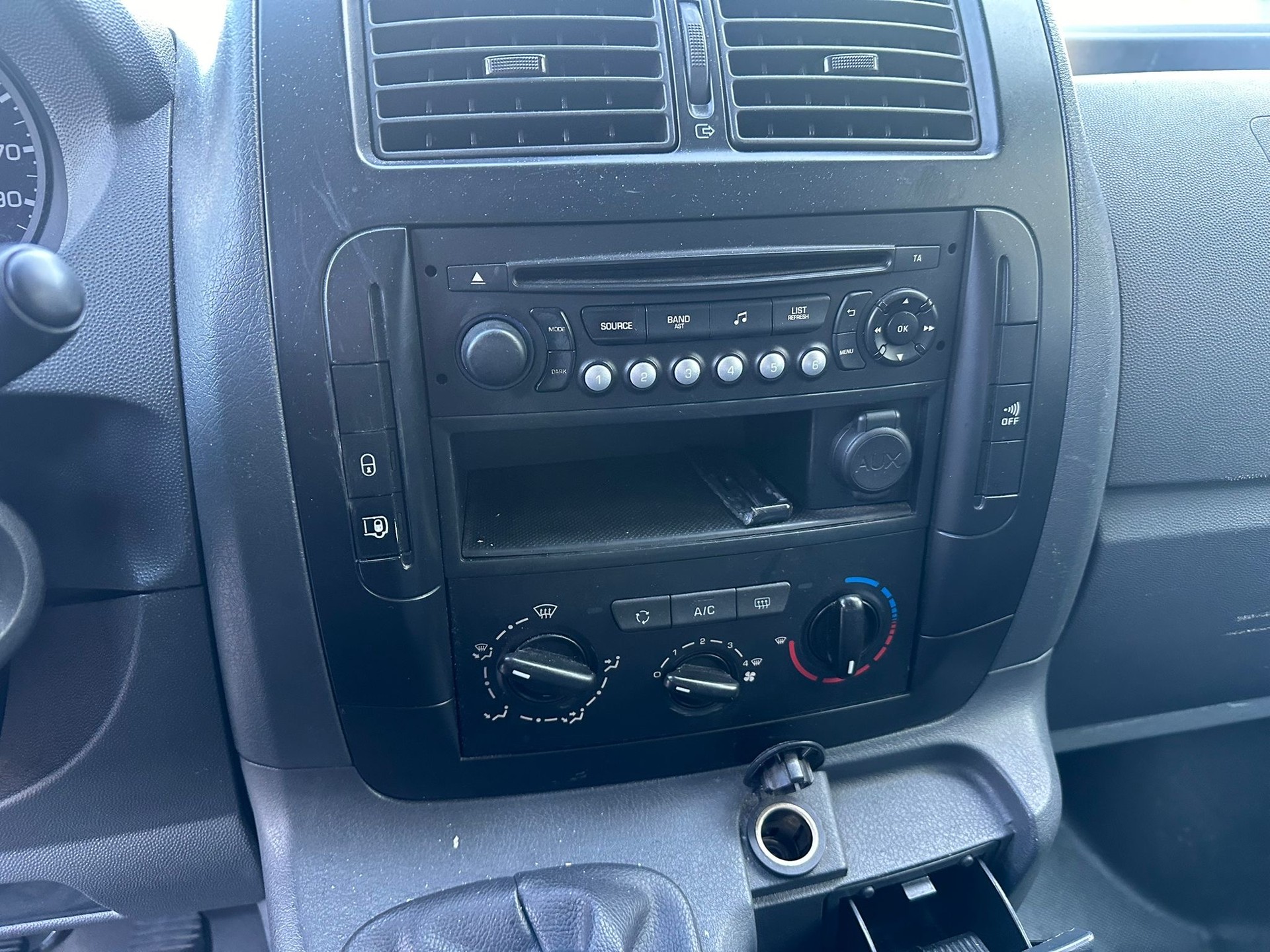 TOYOTA Proace 2.0D Panel Van Terra L2H2-image-9