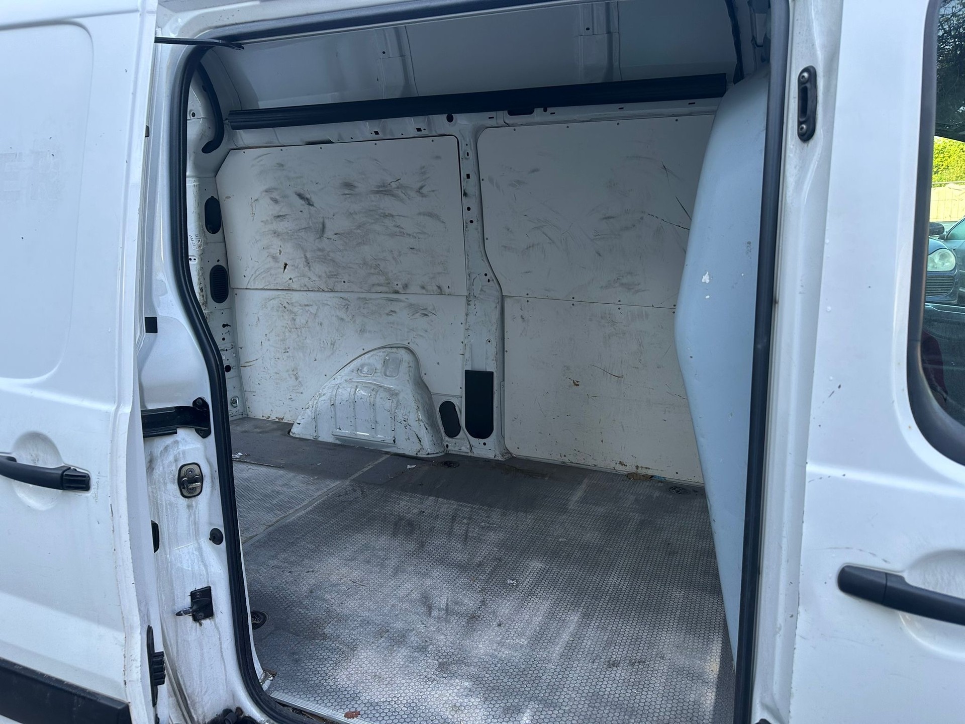 TOYOTA Proace 2.0D Panel Van Terra L2H2-image-7