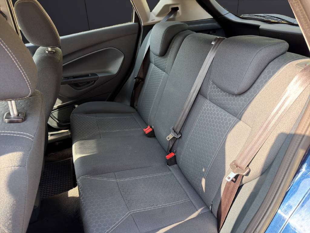 FORD Fiesta 1.6 TDCi Titanium-image-14