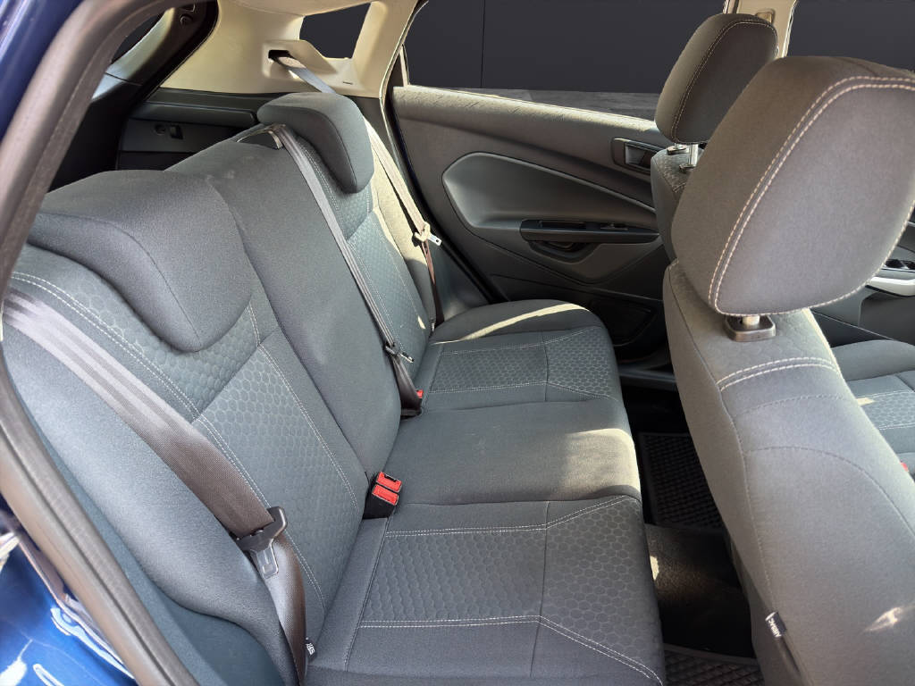 FORD Fiesta 1.6 TDCi Titanium-image-10