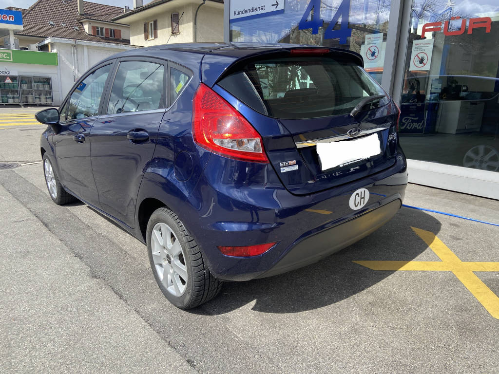 FORD Fiesta 1.6 TDCi Titanium-image-3