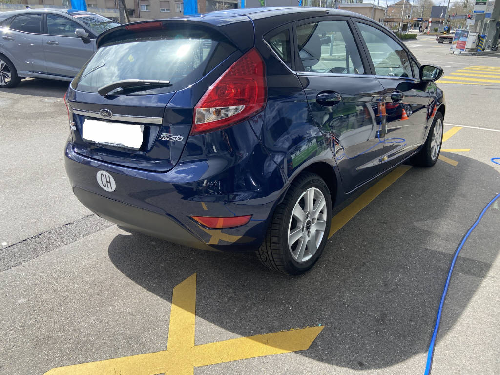FORD Fiesta 1.6 TDCi Titanium-image-5