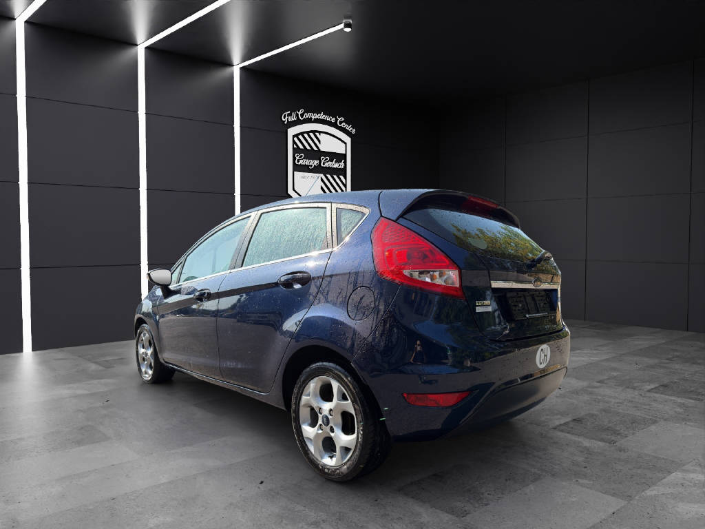 FORD Fiesta 1.6 TDCi Titanium-showroom-element-2