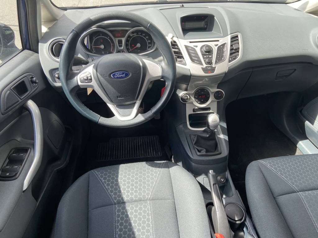 FORD Fiesta 1.6 TDCi Titanium-image-8