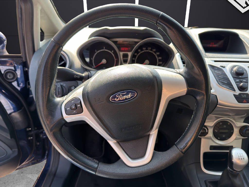 FORD Fiesta 1.6 TDCi Titanium-image-12
