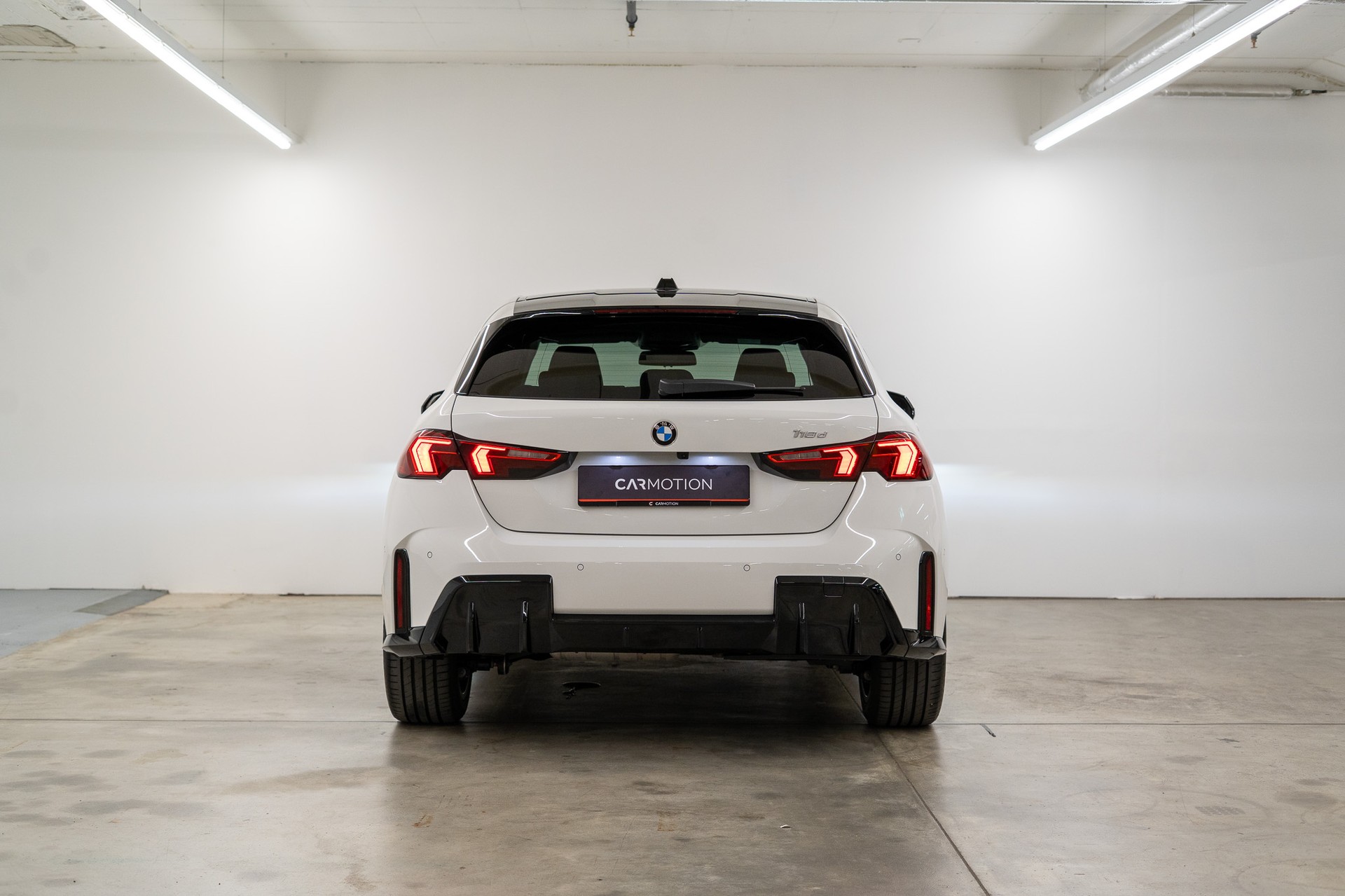 BMW 118d M Sport *Neues Modell* Rückfahrkamera / Driving Assistant / Ambientebeleuchtung-image-4