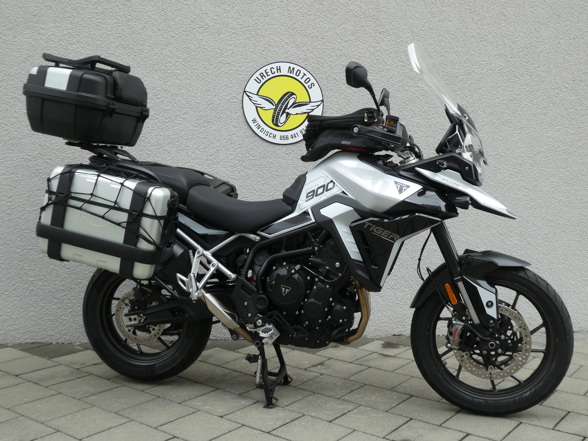 TRIUMPH Tiger 900 GT Pro-showroom-element-1