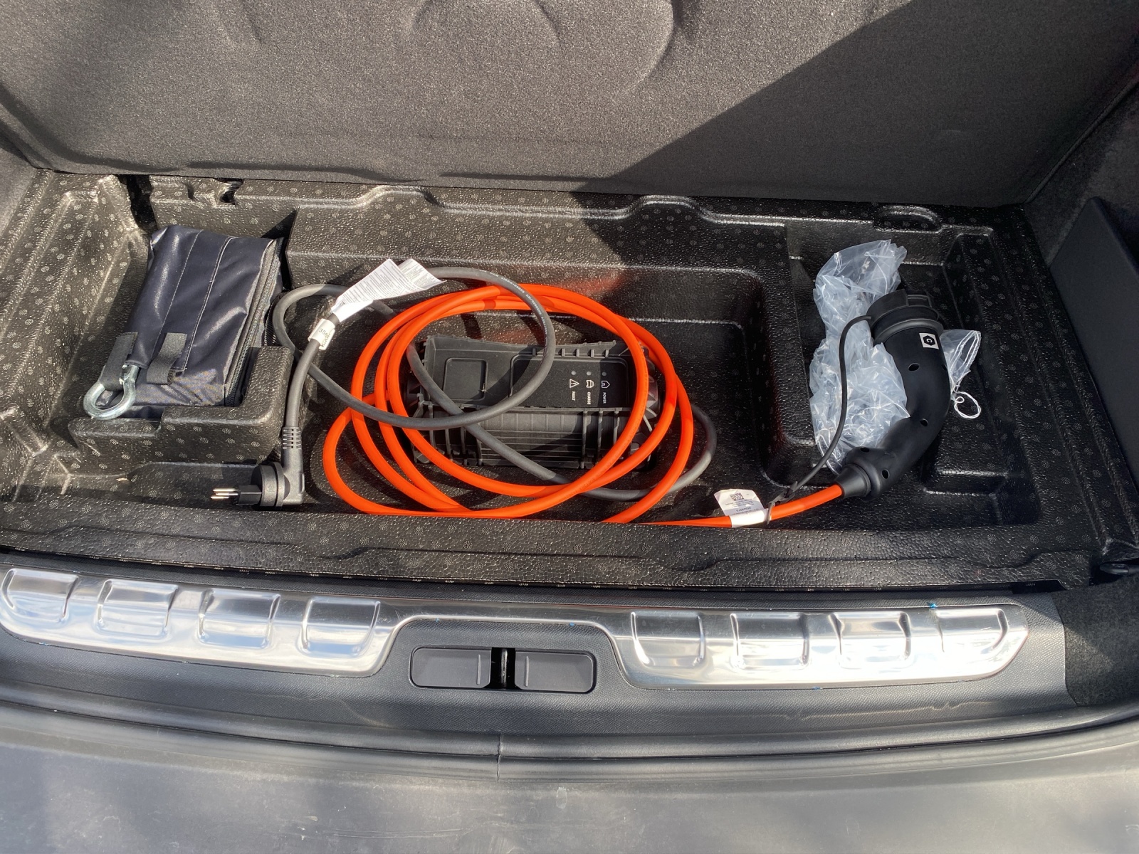 CITROEN C5 X 1.6 Plug-in Hybrid Shine-image-13