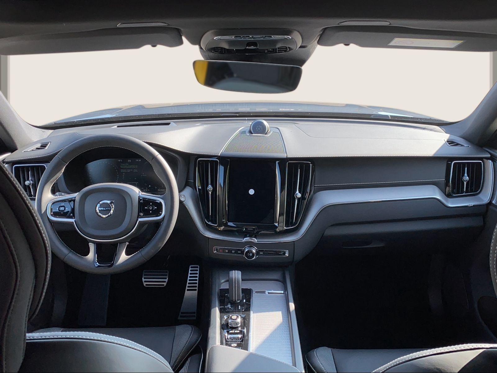 VOLVO XC60 2.0 T8 TE Polestar eAWD-image-10