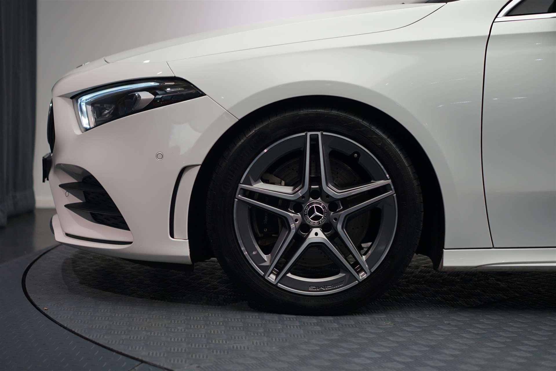 MERCEDES-BENZ A 250 4Matic AMG Line 7G-DCT *CH-Fahrzeug* *Head-Up* *LED*-image-14