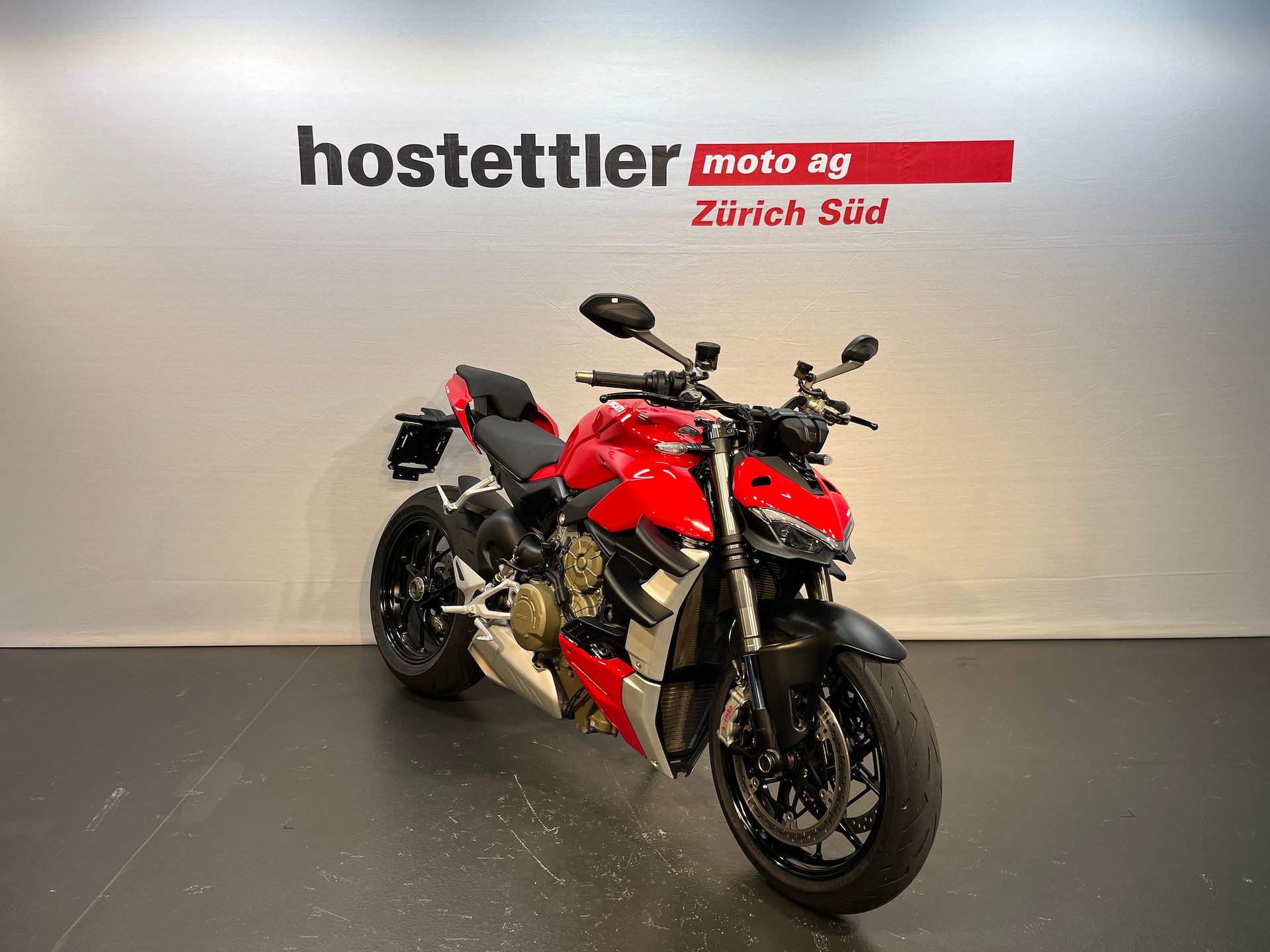 DUCATI Streetfighter V4