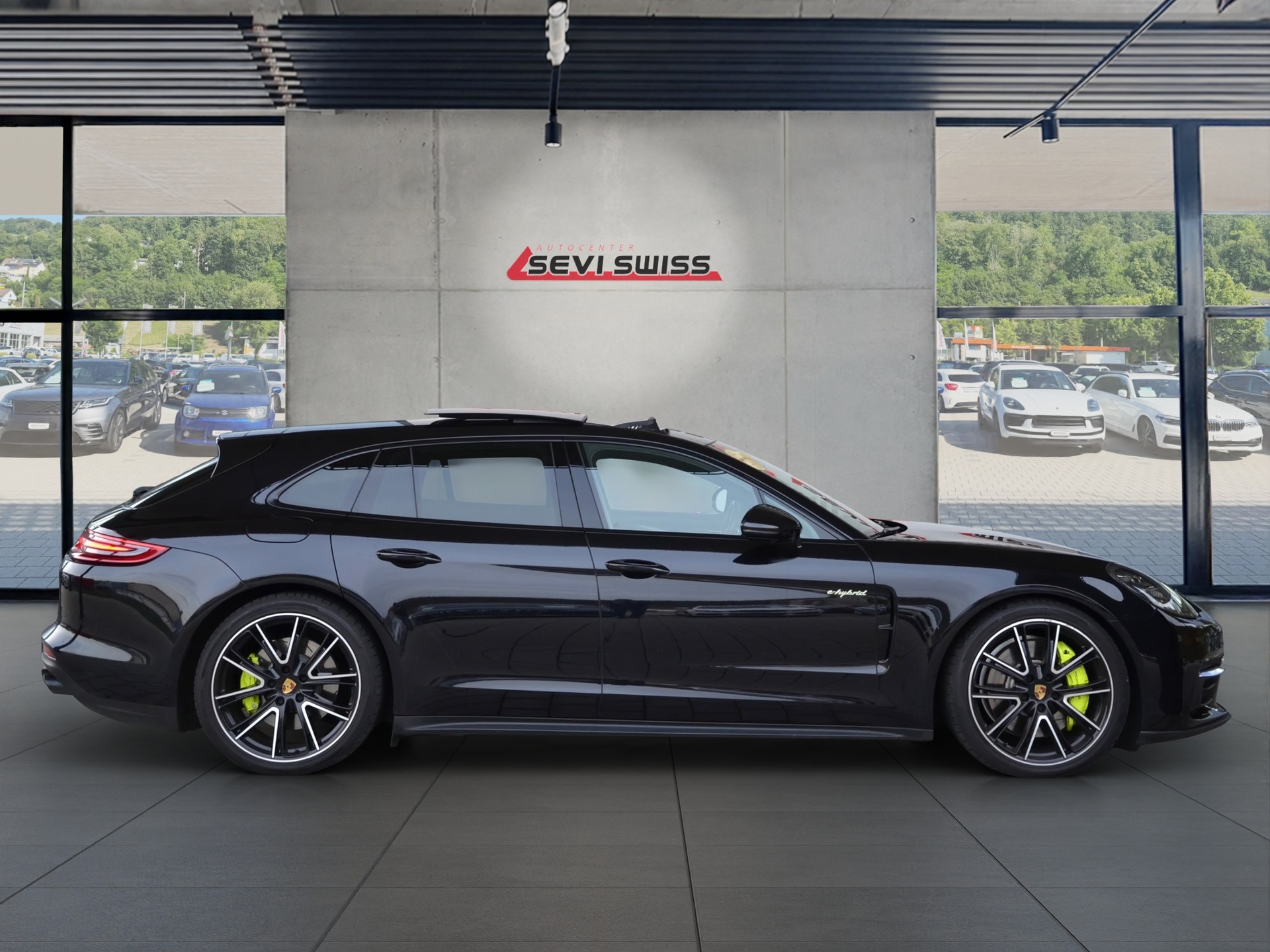 PORSCHE Panamera 4 E-Hybrid Sport Turismo PDK-image-1