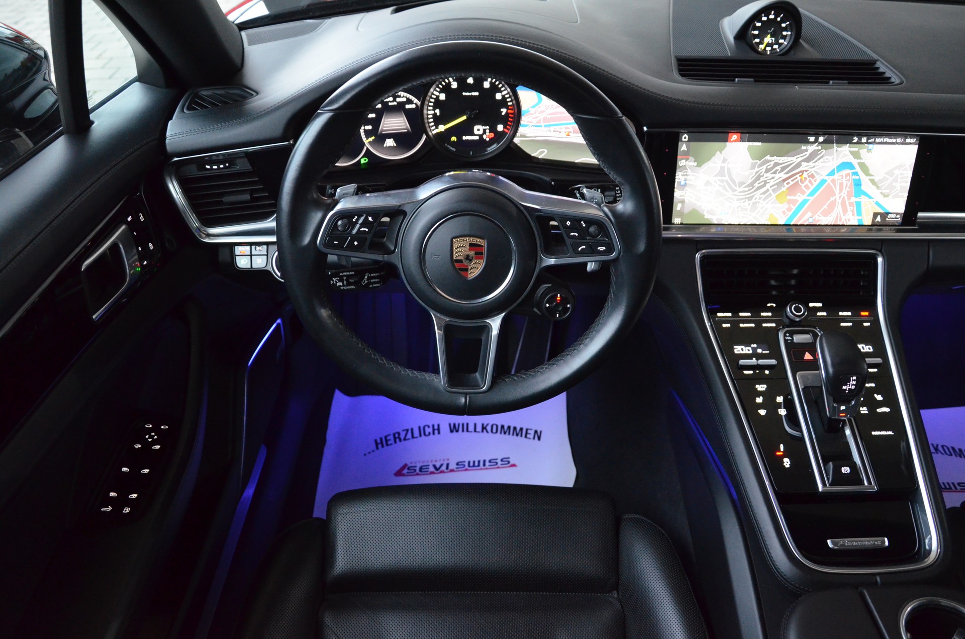 PORSCHE Panamera 4 E-Hybrid Sport Turismo PDK-image-13