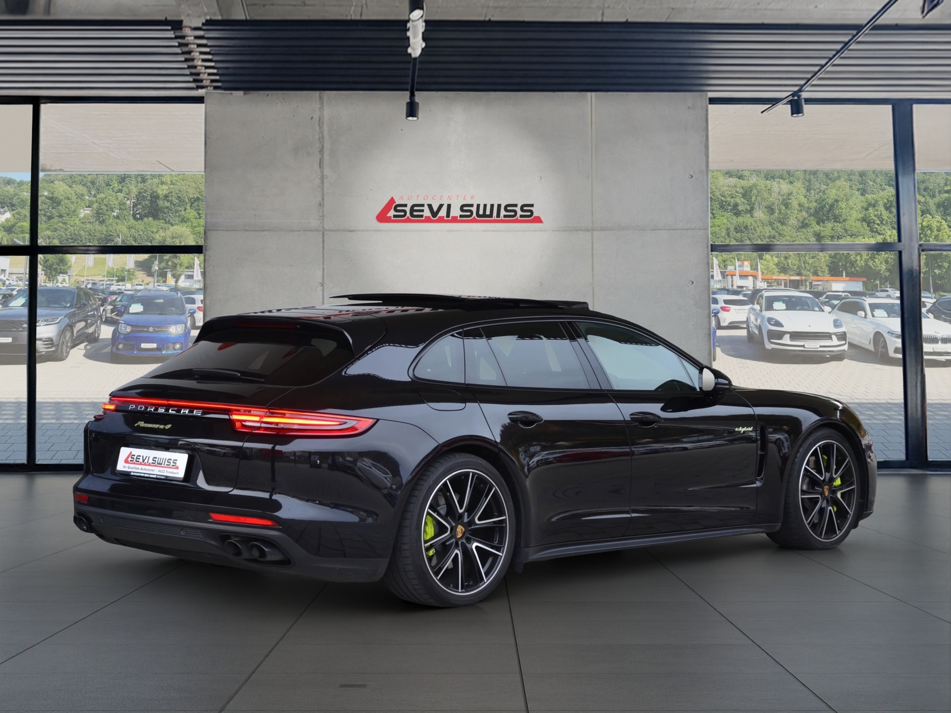PORSCHE Panamera 4 E-Hybrid Sport Turismo PDK-image-2