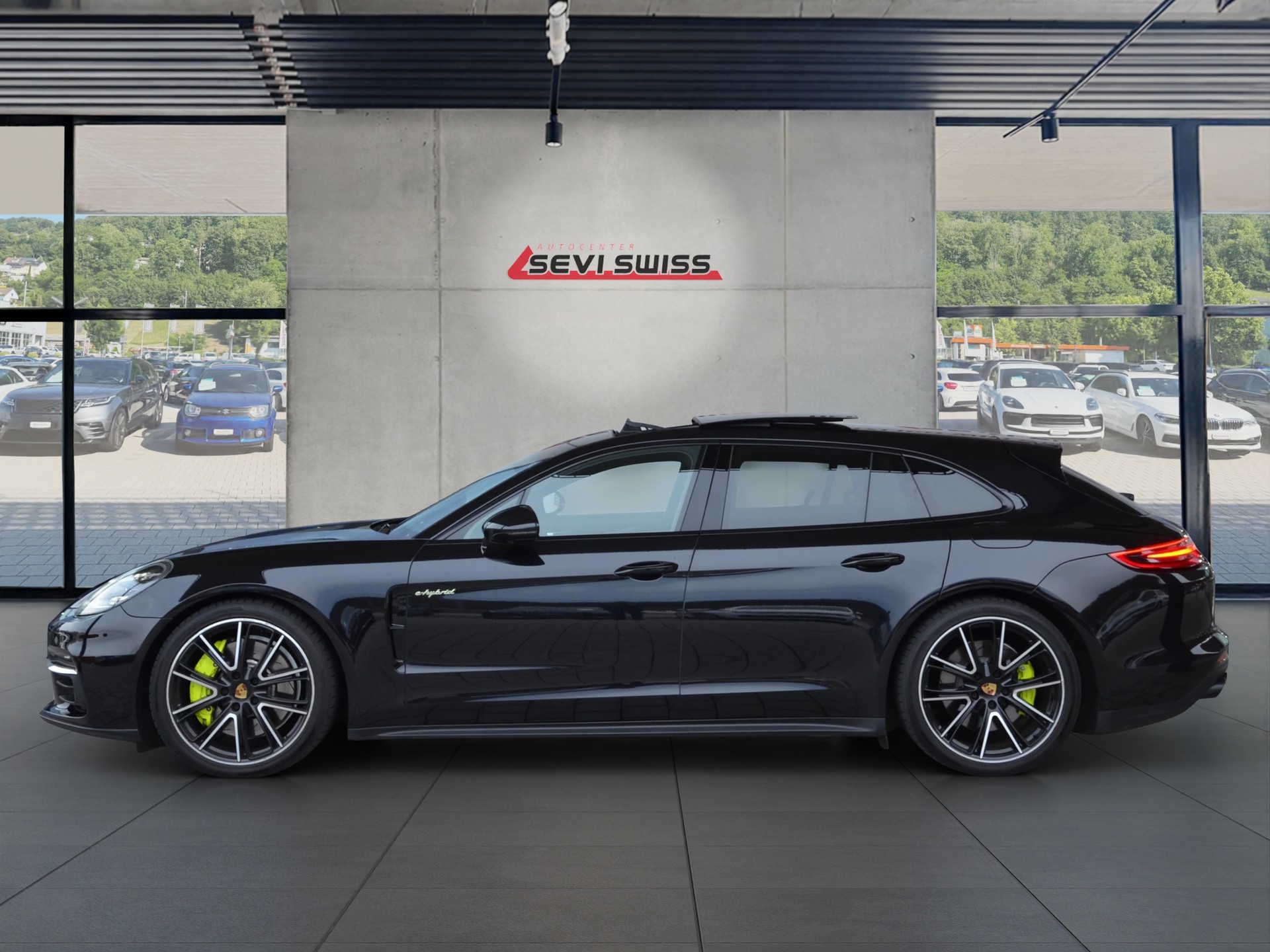 PORSCHE Panamera 4 E-Hybrid Sport Turismo PDK-image-4