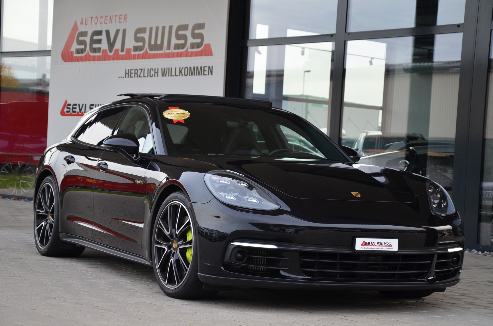 PORSCHE Panamera 4 E-Hybrid Sport Turismo PDK-image-1
