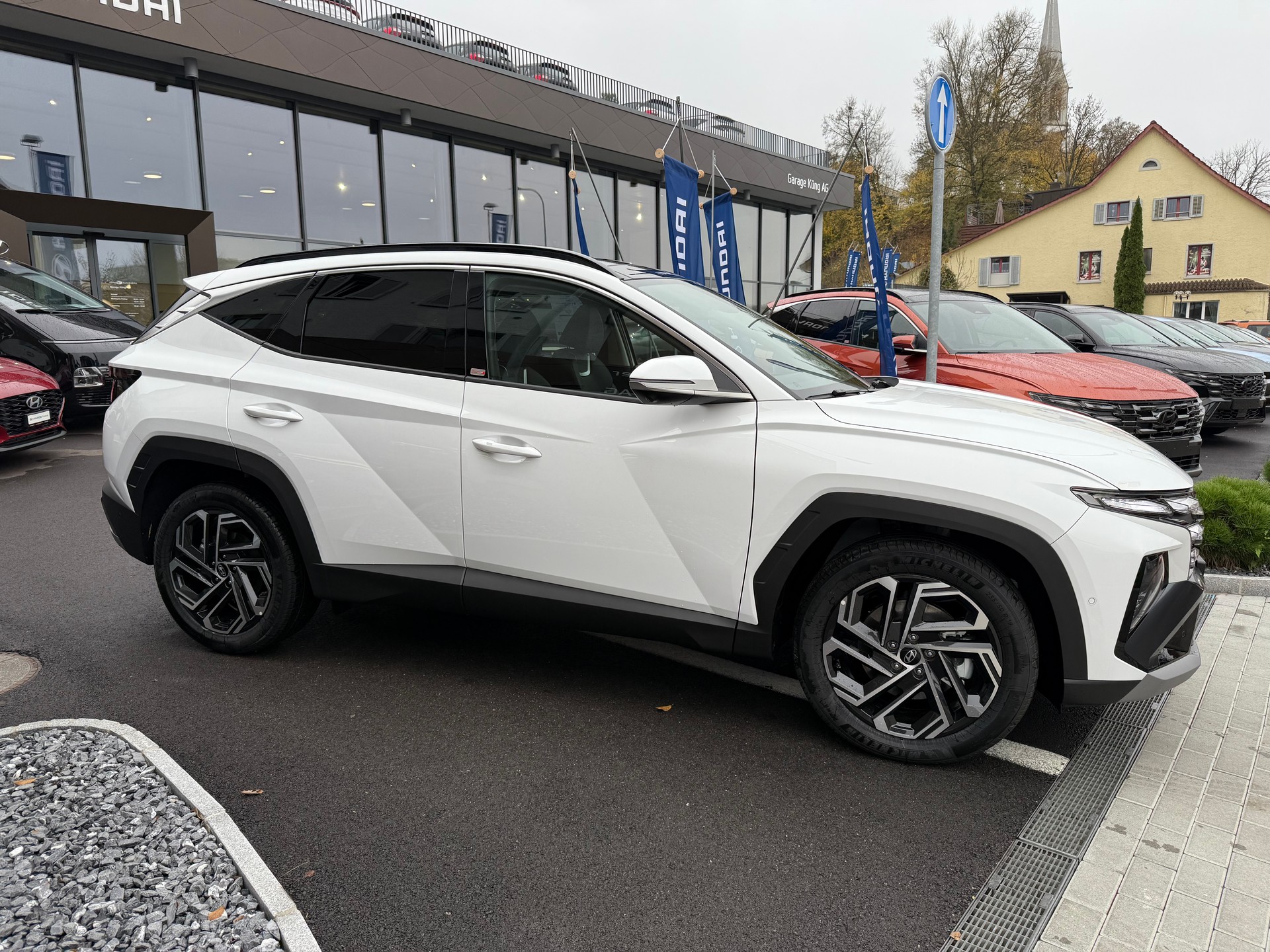 HYUNDAI Tucson 1.6 TGDI HEV Vertex Swiss Edition 4WD-image-4