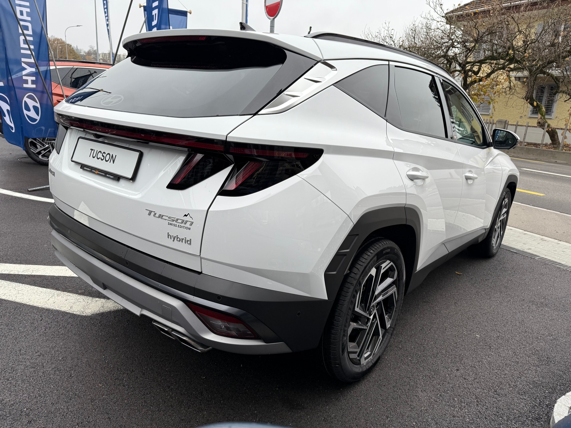 HYUNDAI Tucson 1.6 TGDI HEV Vertex Swiss Edition 4WD-image-5
