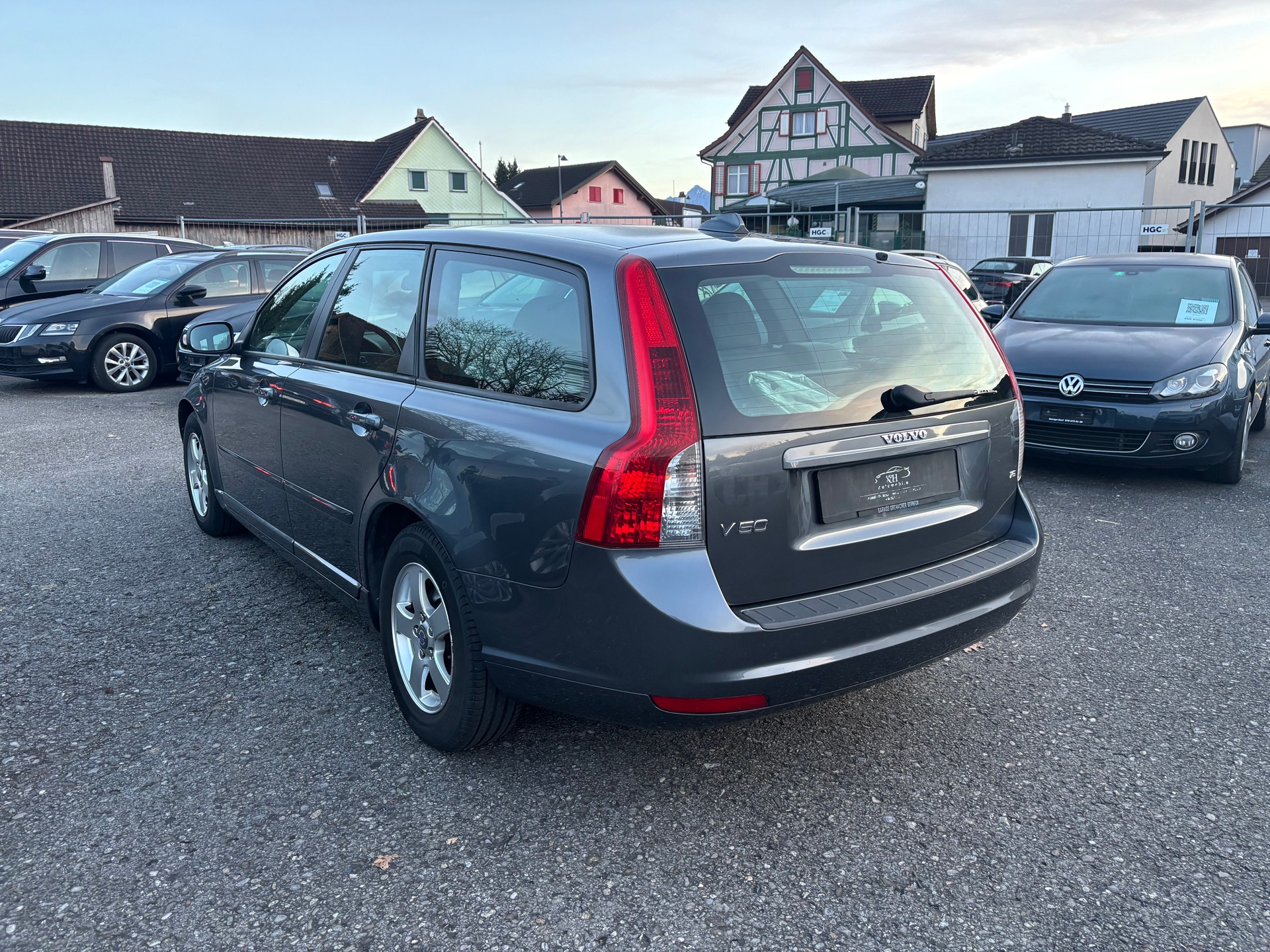 VOLVO V50 1.6 Momentum-image-5