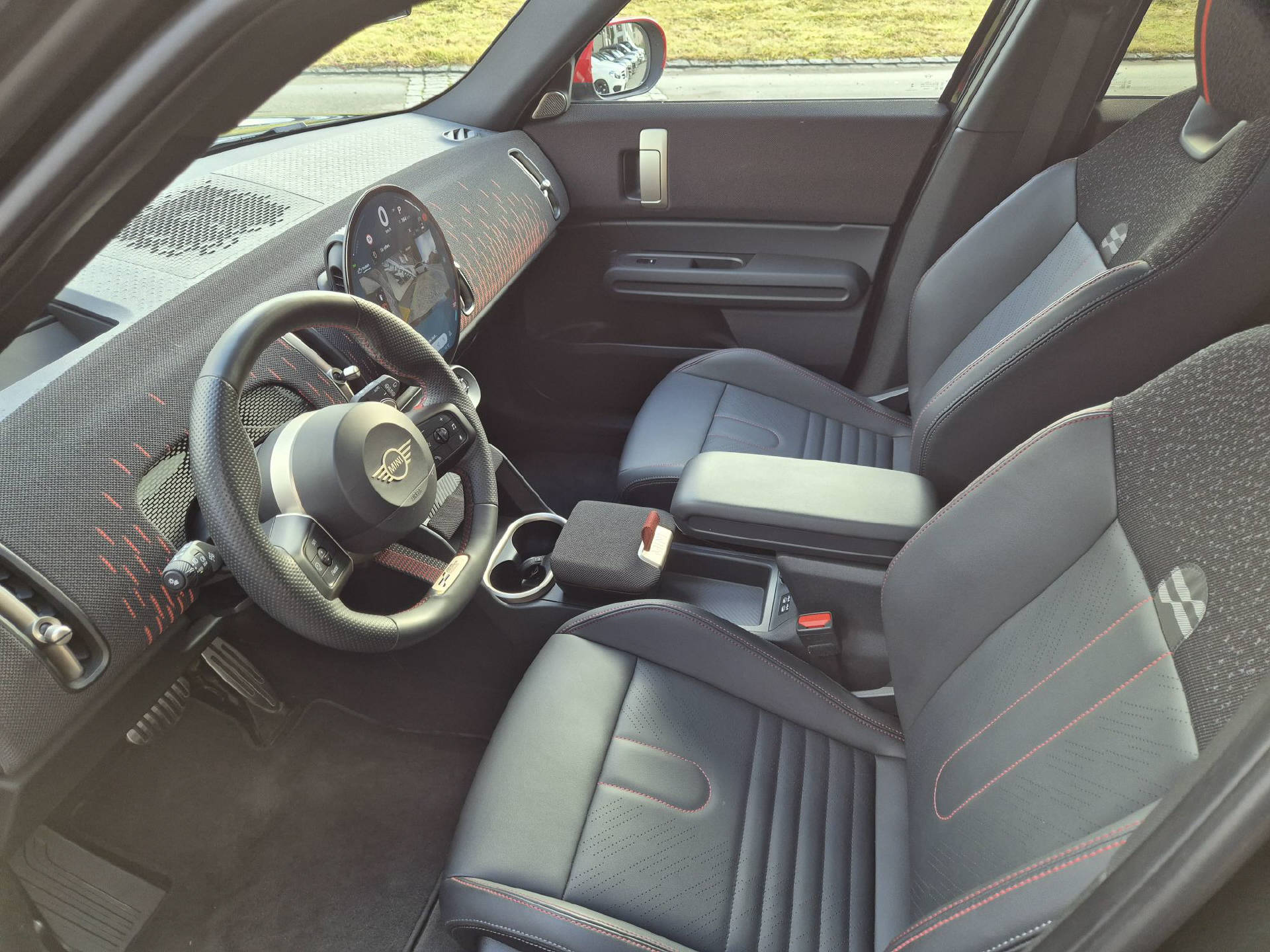 MINI Countryman U25 2.0i John Cooper Works ALL4 300-image-9