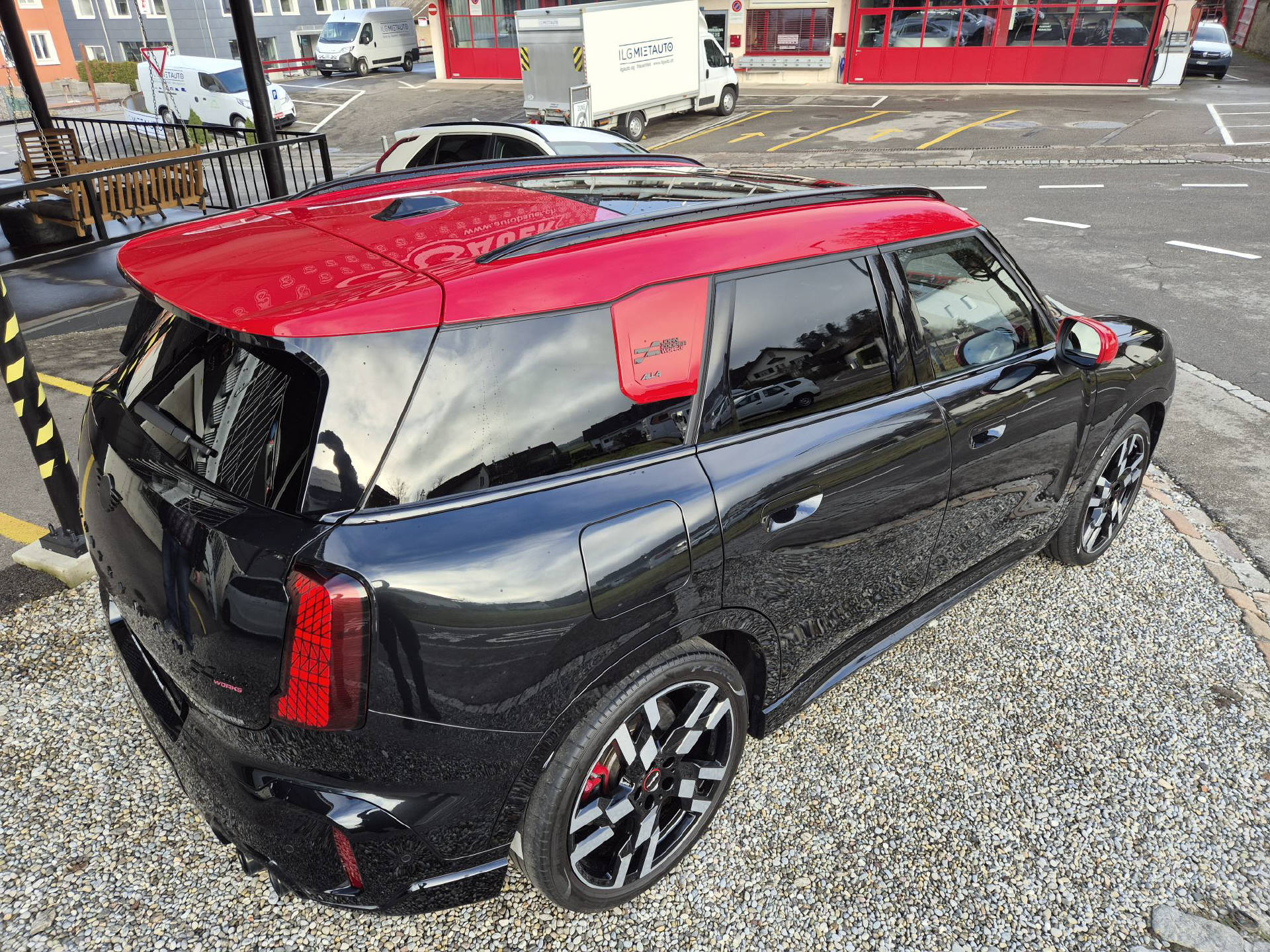 MINI Countryman U25 2.0i John Cooper Works ALL4 300-image-6