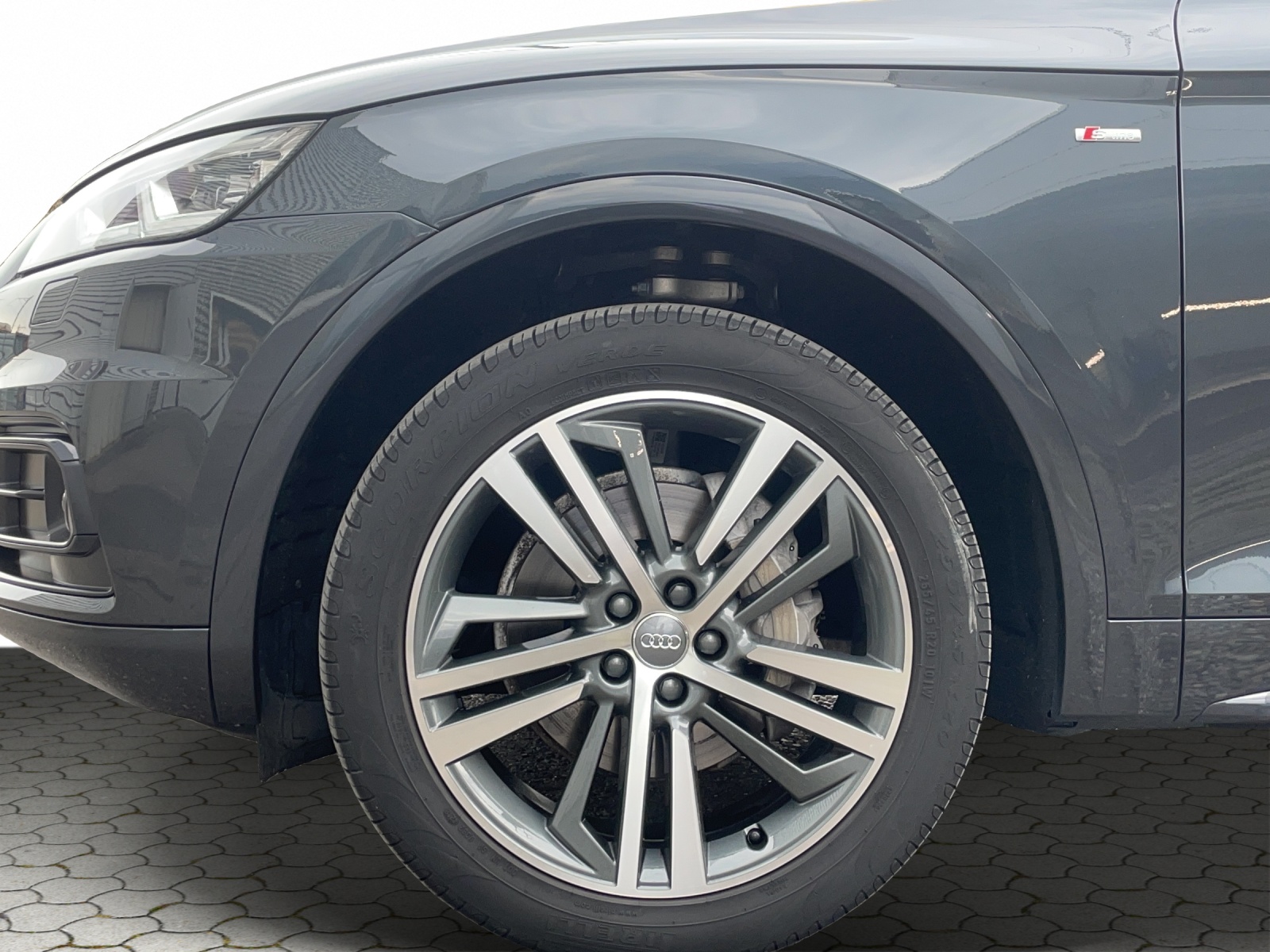 AUDI Q5 2.0 TDI sport quattro S-tronic-image-8