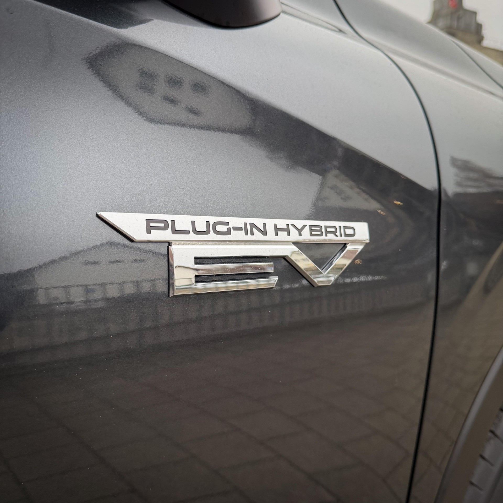 MITSUBISHI Outlander 2.4 PHEV Invite 4x4-image-3