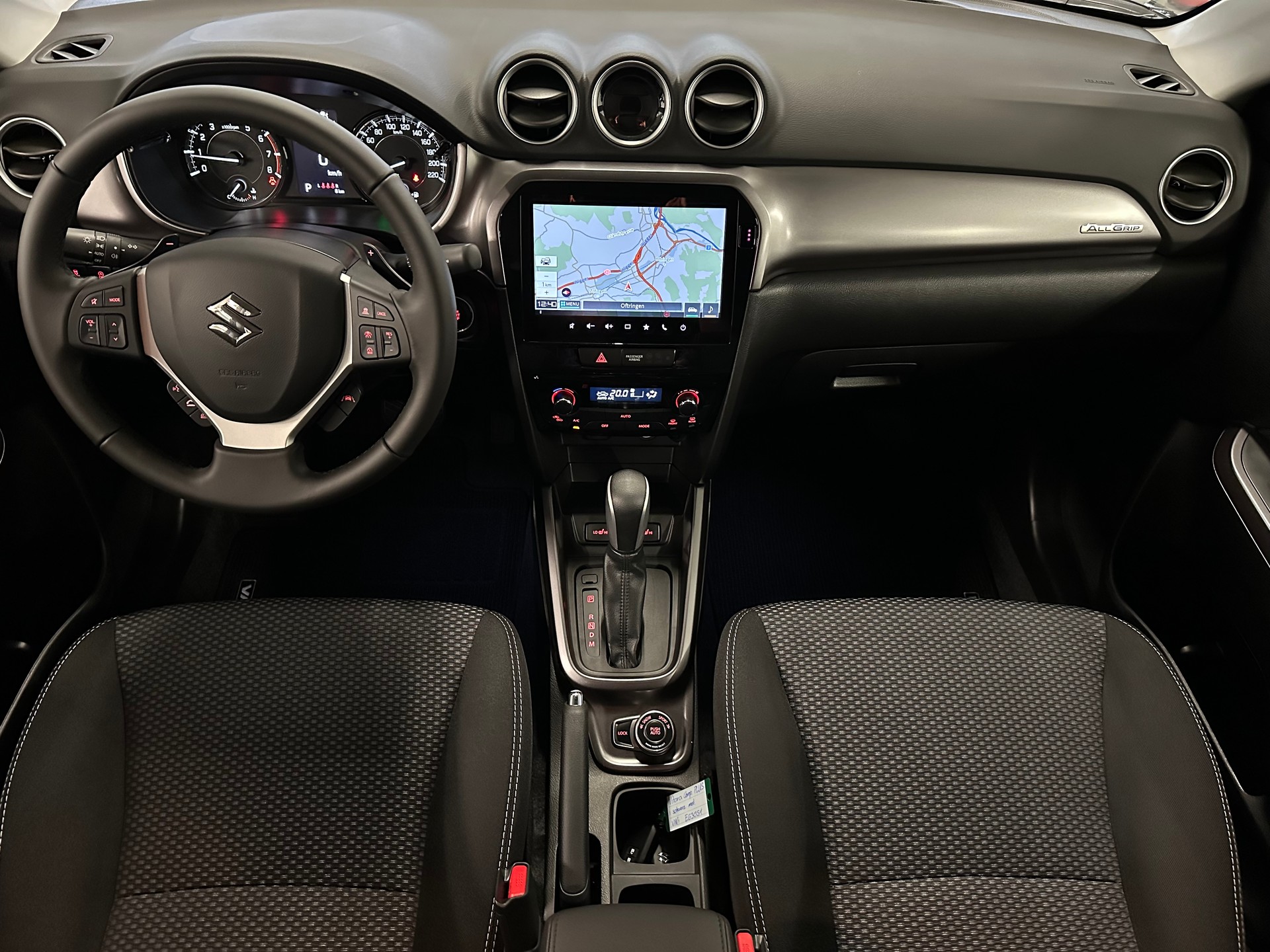 SUZUKI Vitara 1.4 Boosterjet Compact + 4x4 Hybrid Automatic-image-5