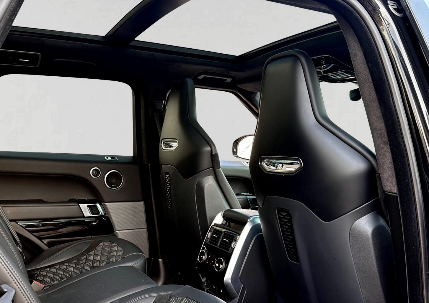 LAND ROVER Range Rover Sport 575 5.0 V8 S/C SVR Automatic-image-13