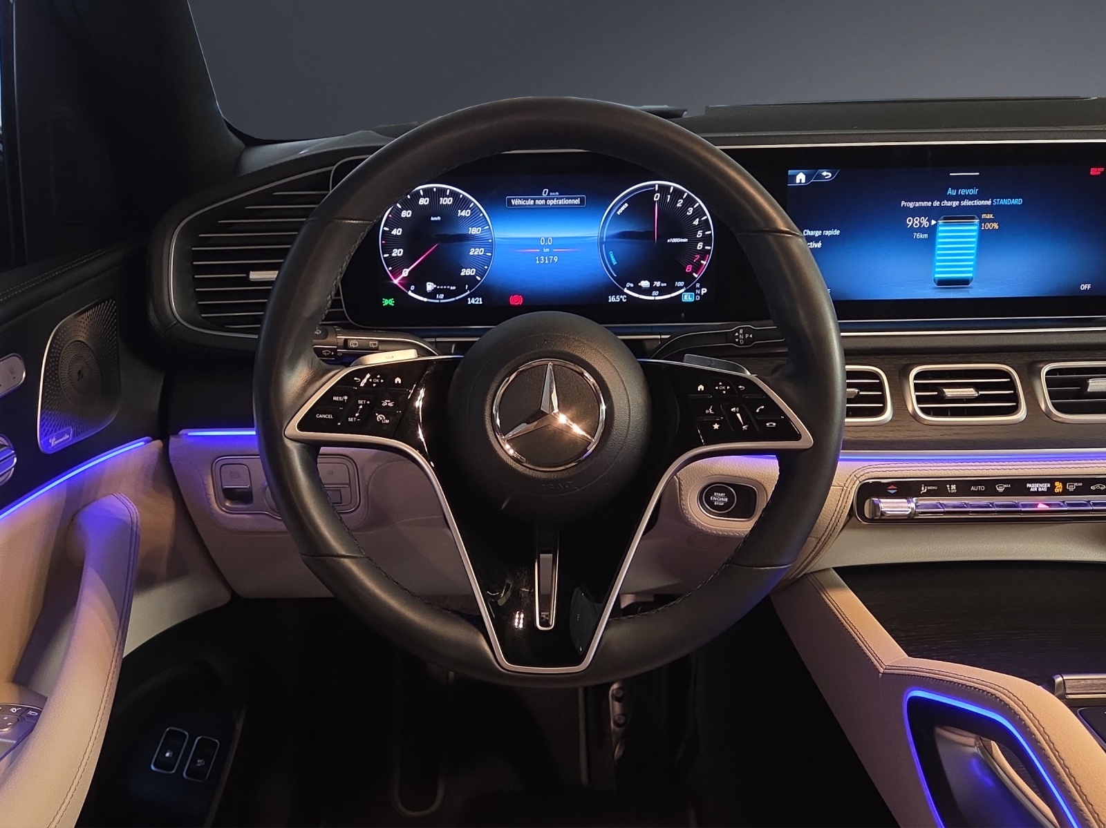 MERCEDES-BENZ GLE 400 e 4M 9G-Tronic-image-13