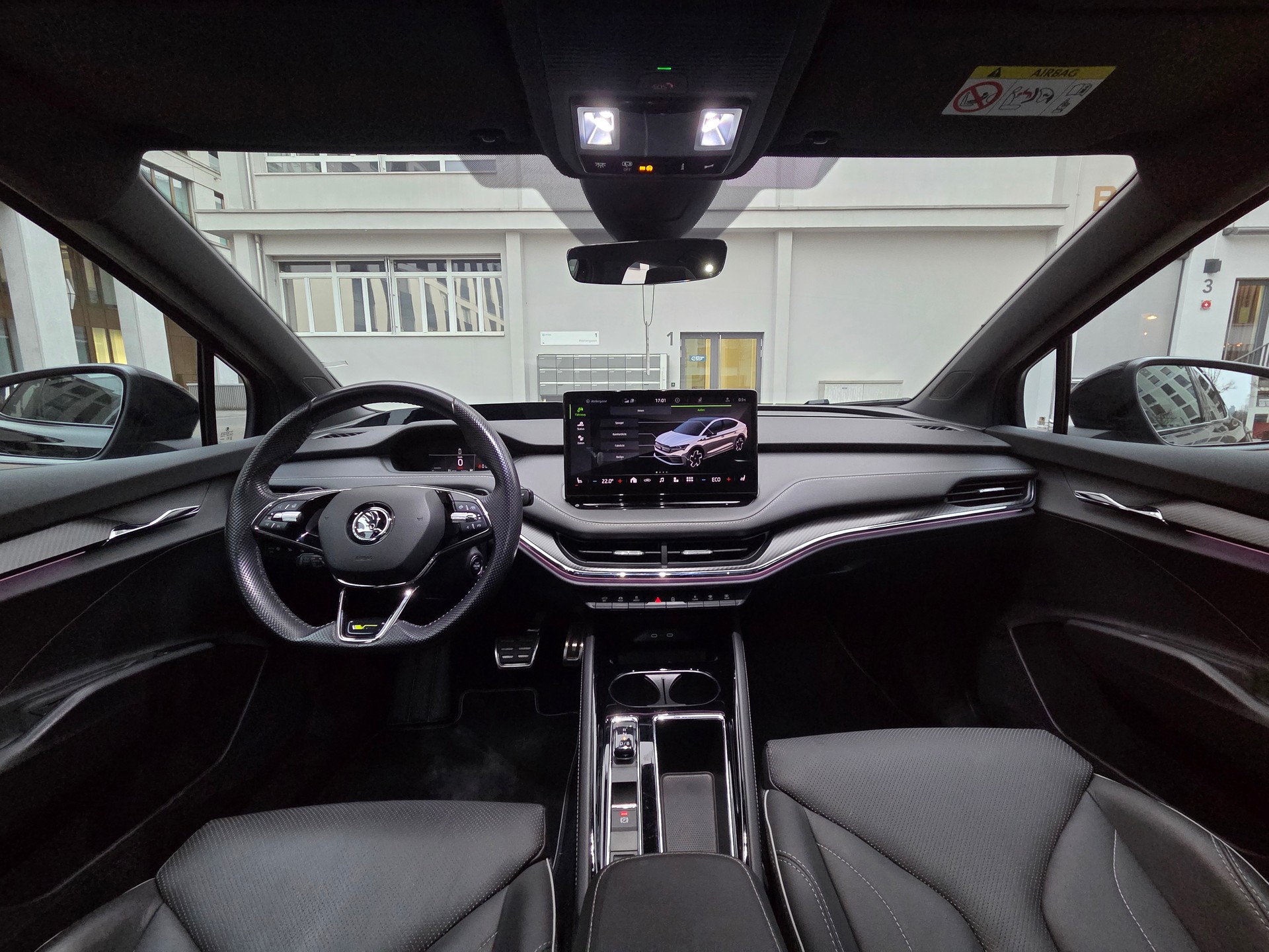 SKODA Enyaq Coupé RS iV 80 4x4-image-8