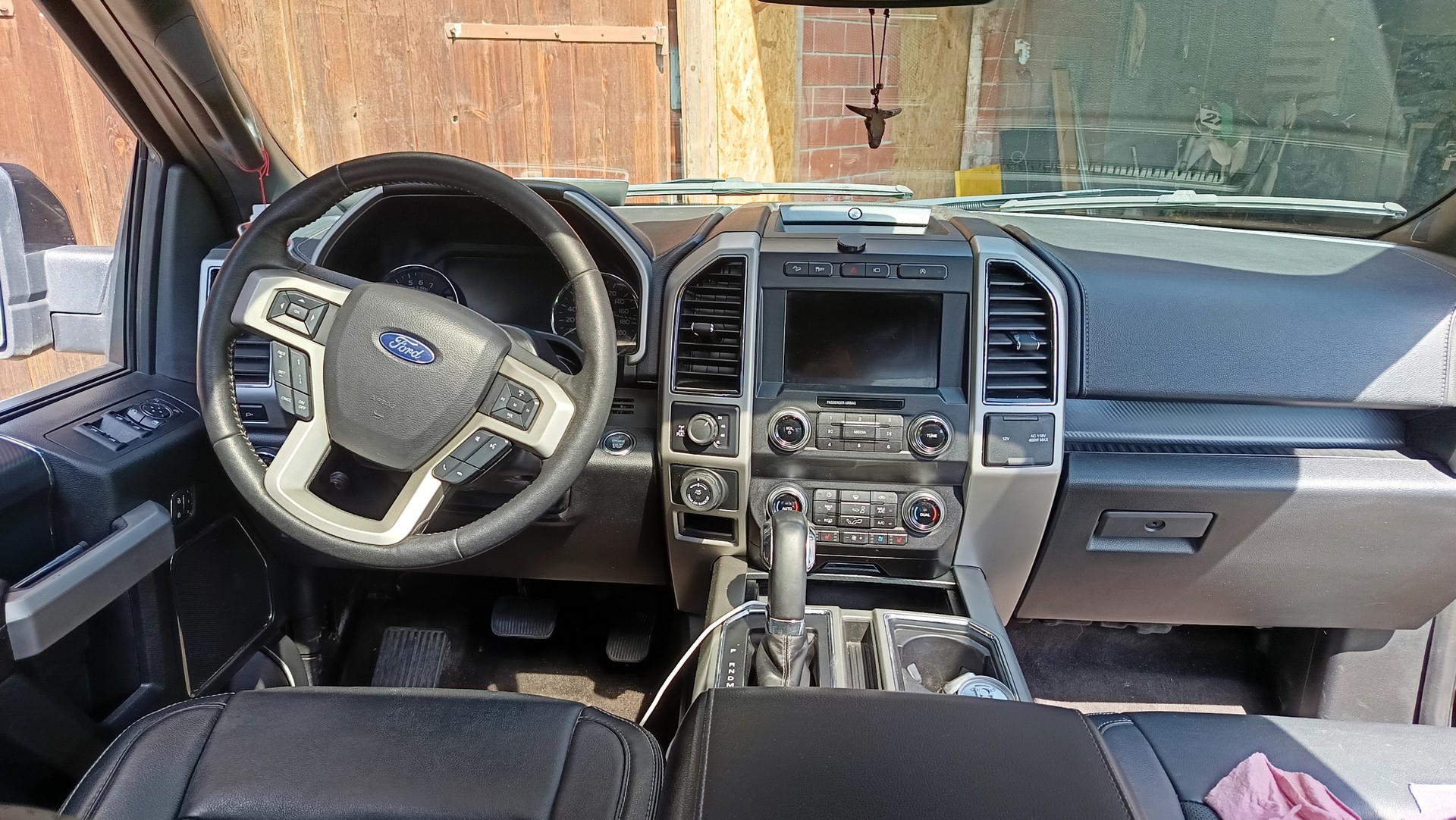 FORD F-150 Larait-image-8